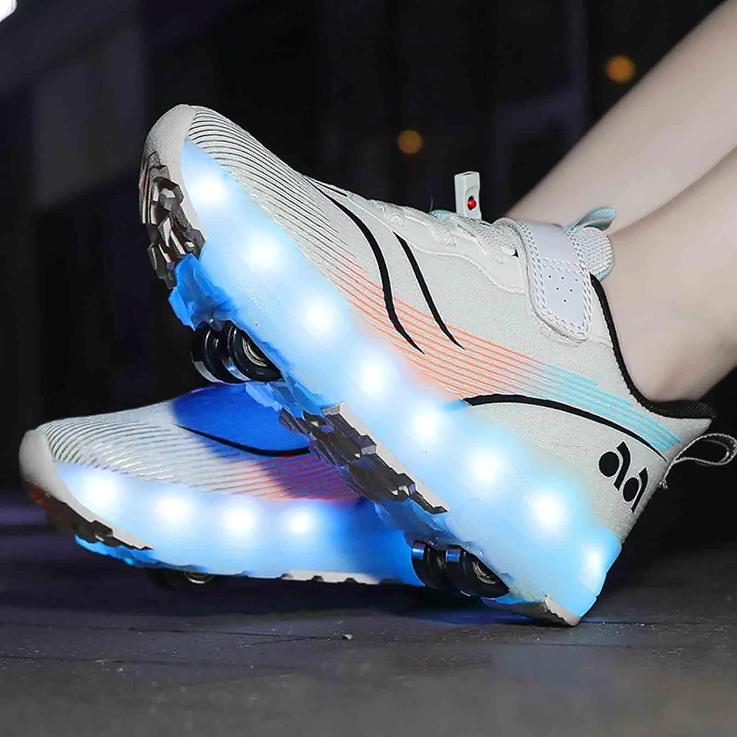 16 LED Light Up Kids Roller Skate Shoes with 4 Wheel, Sneakers for Boys Girls Birthday Thanksgiving Christmas Day