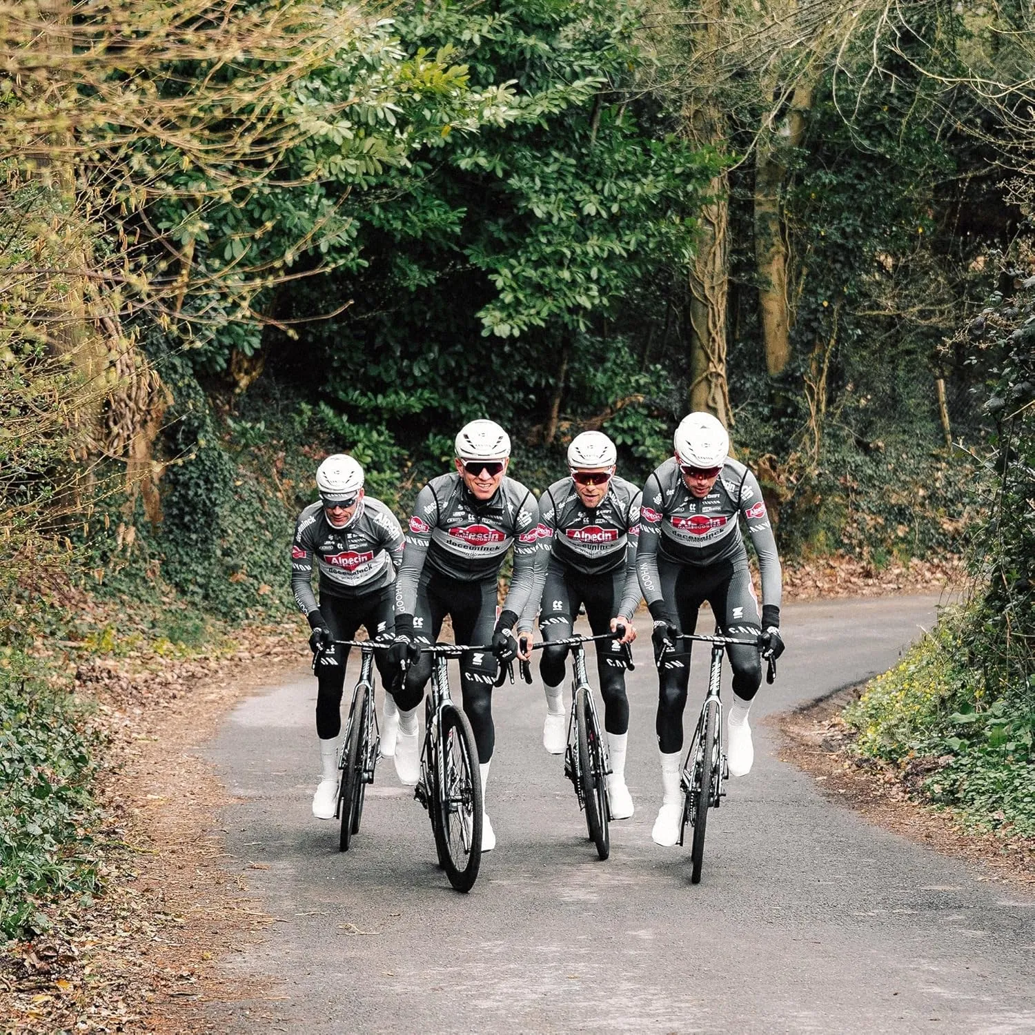 Aquasokz (Hi) – Waterproof, Cycling Aero Oversocks, UCI Legal, Kevlar Toe, Silicone Grip, Pro-Level Overshoes