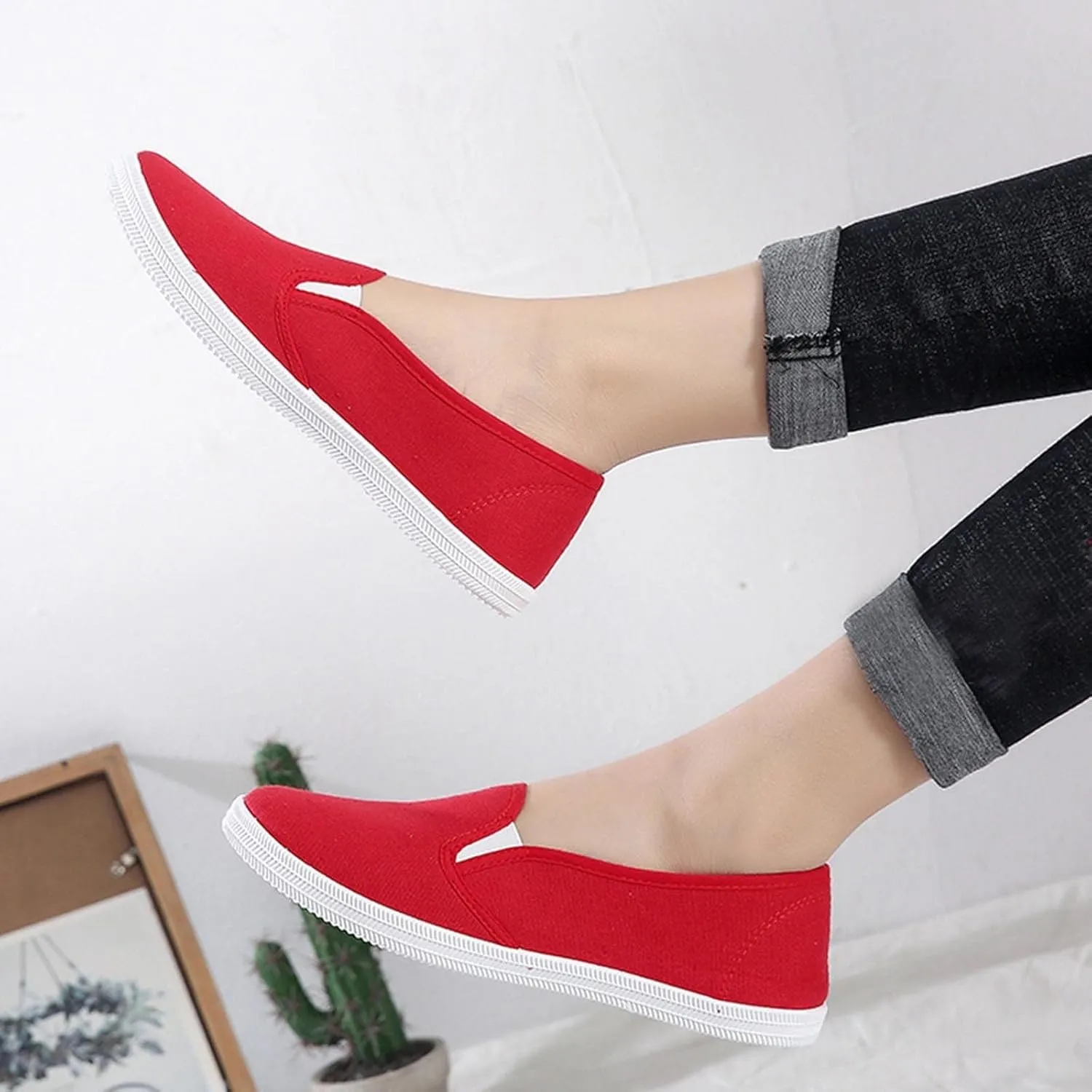 Barefoot Shoes Women Slip on Loafers for Women 2024 Comfortable Dressy Slip onLightweight Breathable Christmas Tennis Shoes for Men Running Shoes for Women