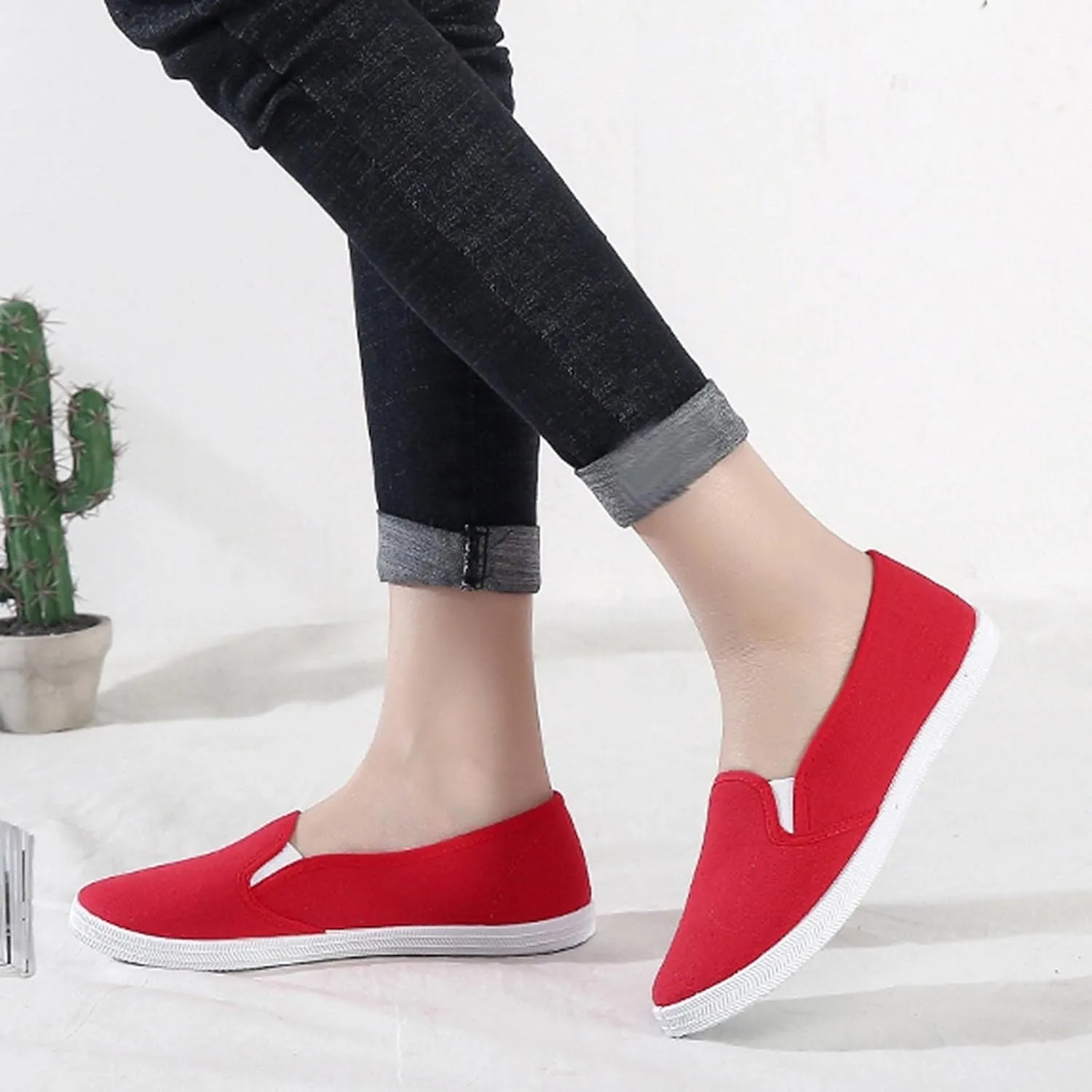 Barefoot Shoes Women Slip on Loafers for Women 2024 Comfortable Dressy Slip onLightweight Breathable Christmas Tennis Shoes for Men Running Shoes for Women