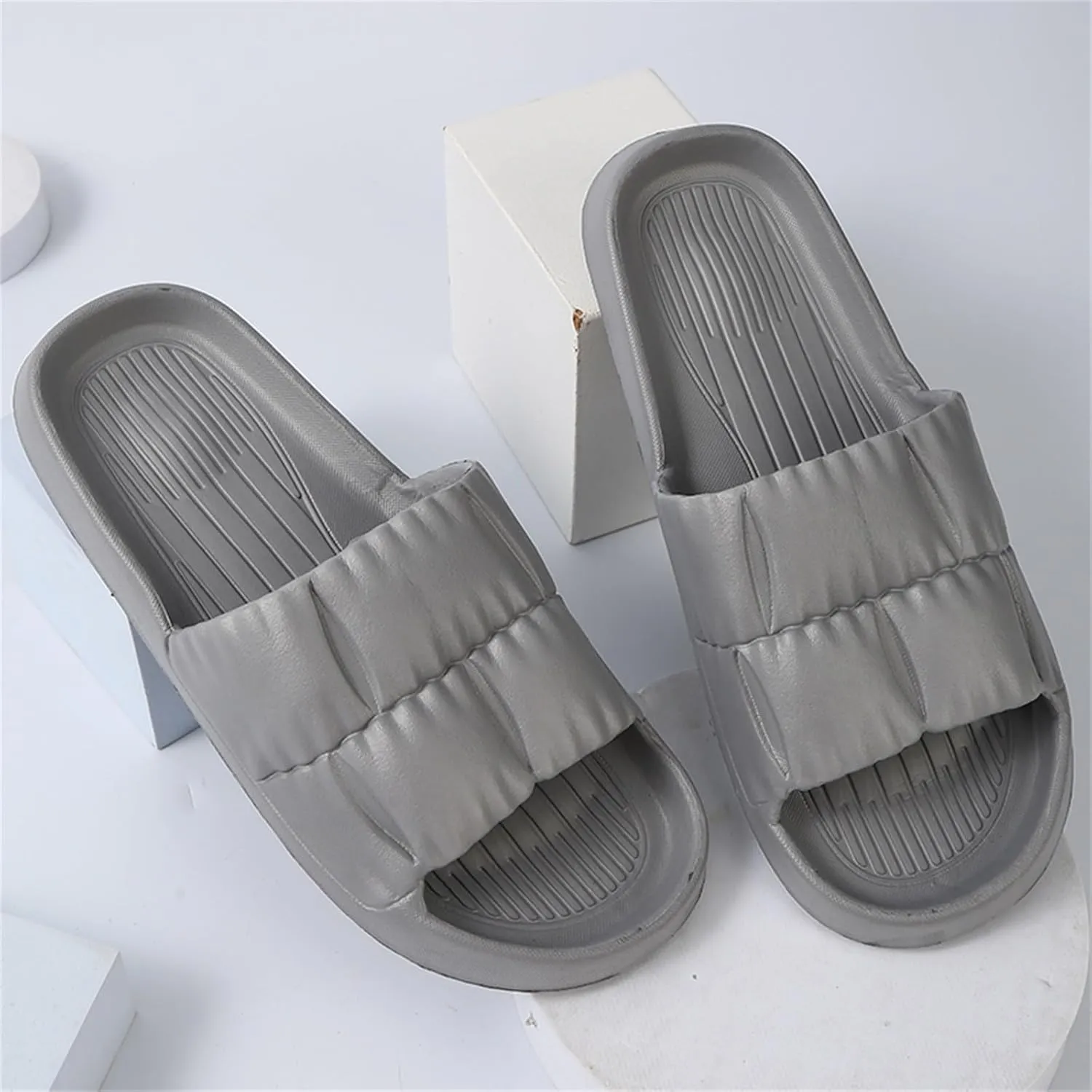 Bath Slippers Travel Slippers for Women Foldable Shower Shoes Quick Drying Sandals Indoor and Outdoor