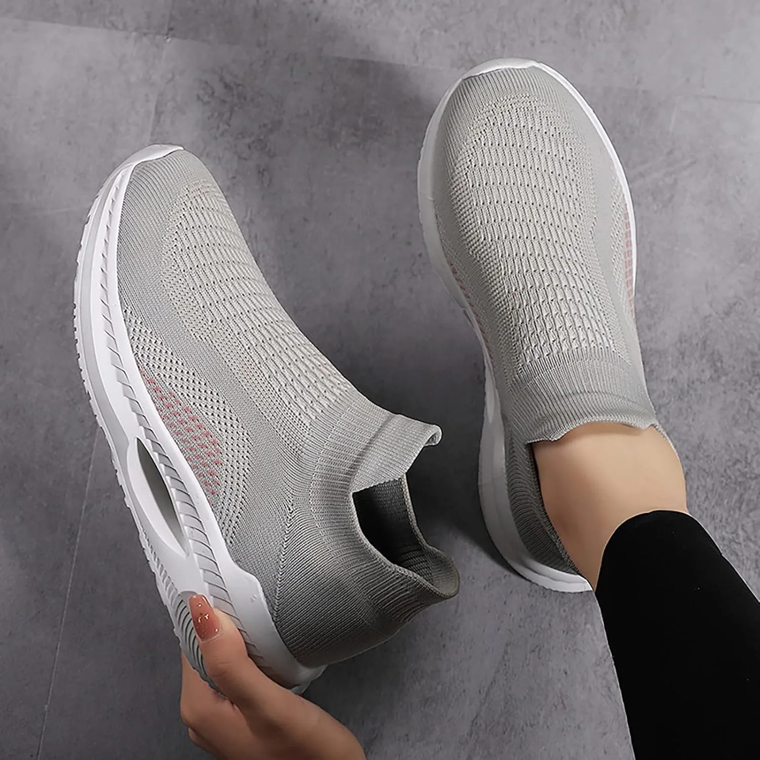 Black Tennis Shoes Women Slip Ons Womens Tennis Shoes Size 8.5 Slip On Casual Shoes for Women 2023 Wide Orthopedic Plantar Fasciitis Shoes Women Black Flats Ropa De Ejercicios para Mujer Gym