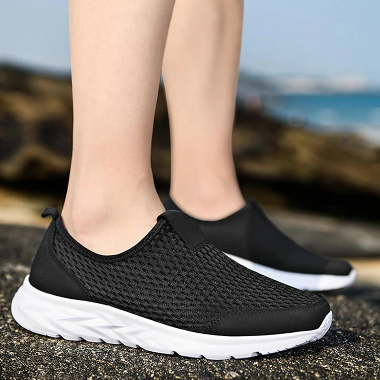 Breathable Mesh Slip on Shoes for Women Men Walking Loafer Indoor Outdoor Shoes Lightweight Non Slip Running Shoe Arch Support Slip On Sneakers Mesh Workout Sports Sneakers