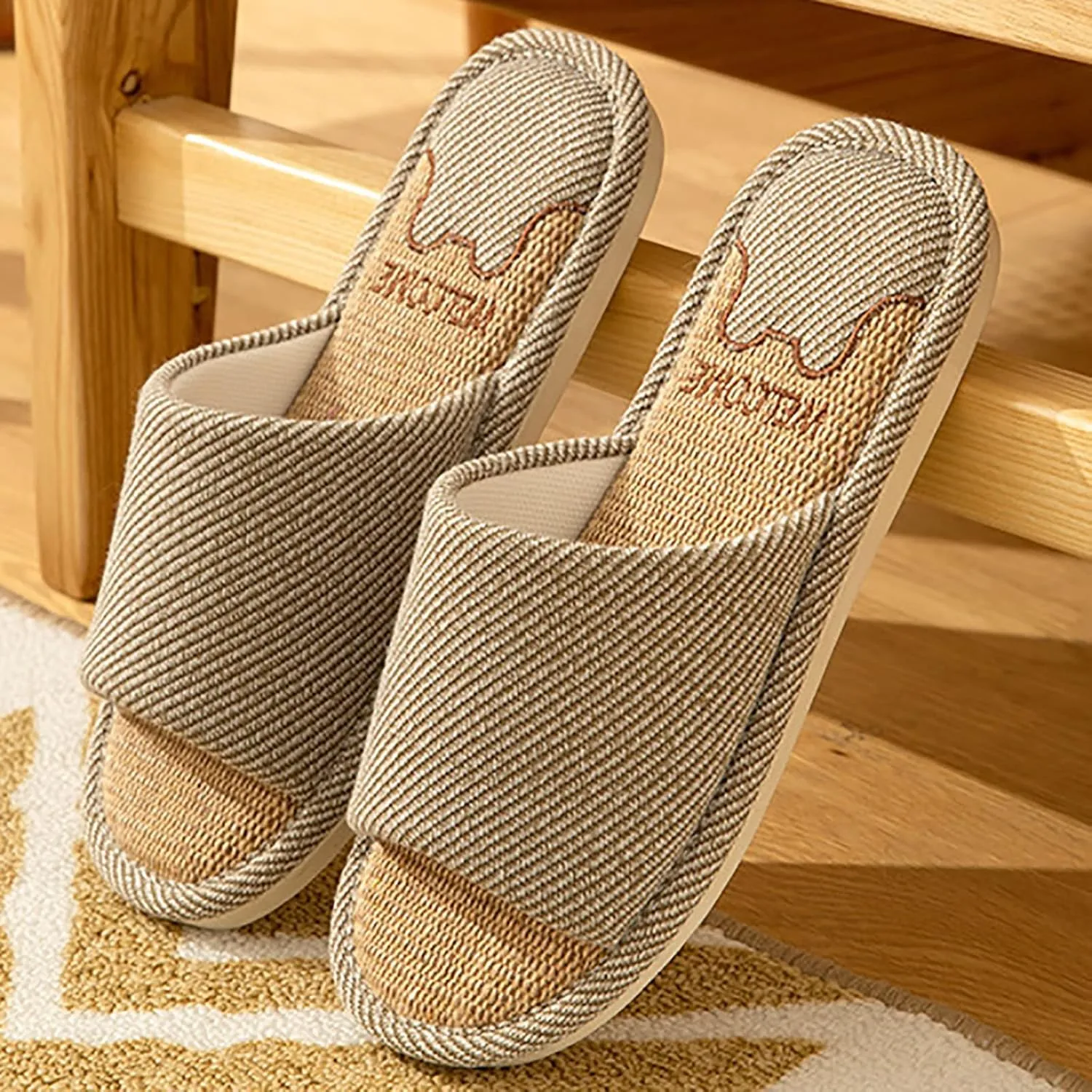 Cloud Slides Travel Slippers for Women Foldable Shower Shoes for Living Room Pool Beach Spa Public Showers