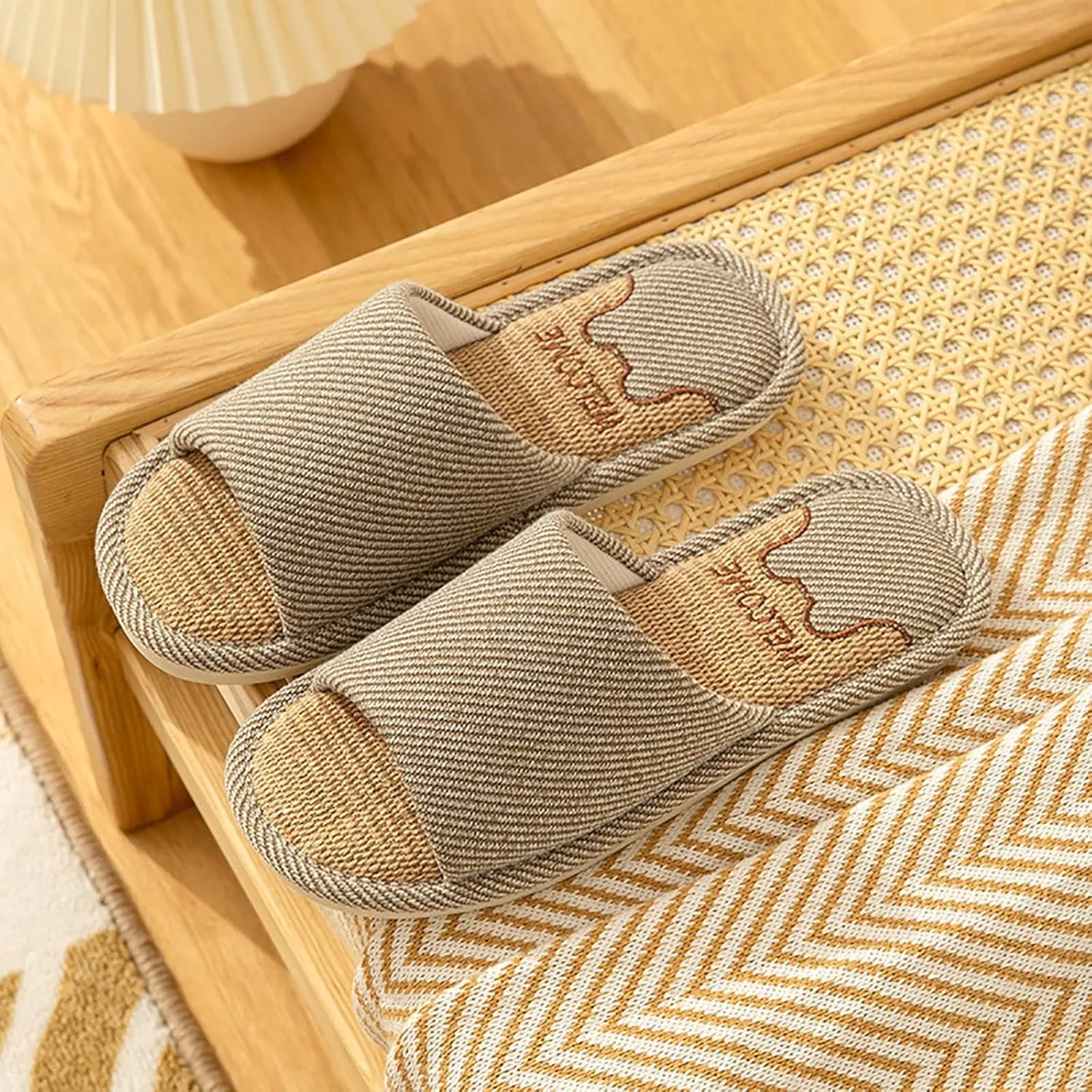 Cloud Slides Travel Slippers for Women Foldable Shower Shoes for Living Room Pool Beach Spa Public Showers