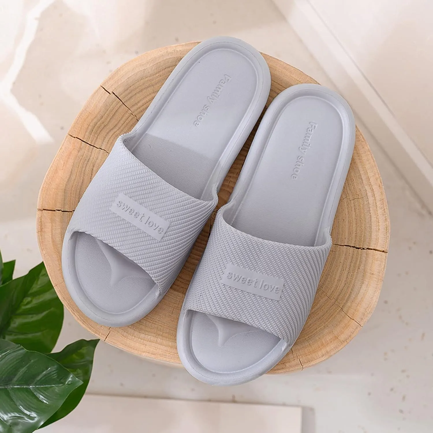 Cloud Slippers for Men Slides for Women Mens Shower Shoes Shower Shoes Women Indoor Living Room Travel Slippers