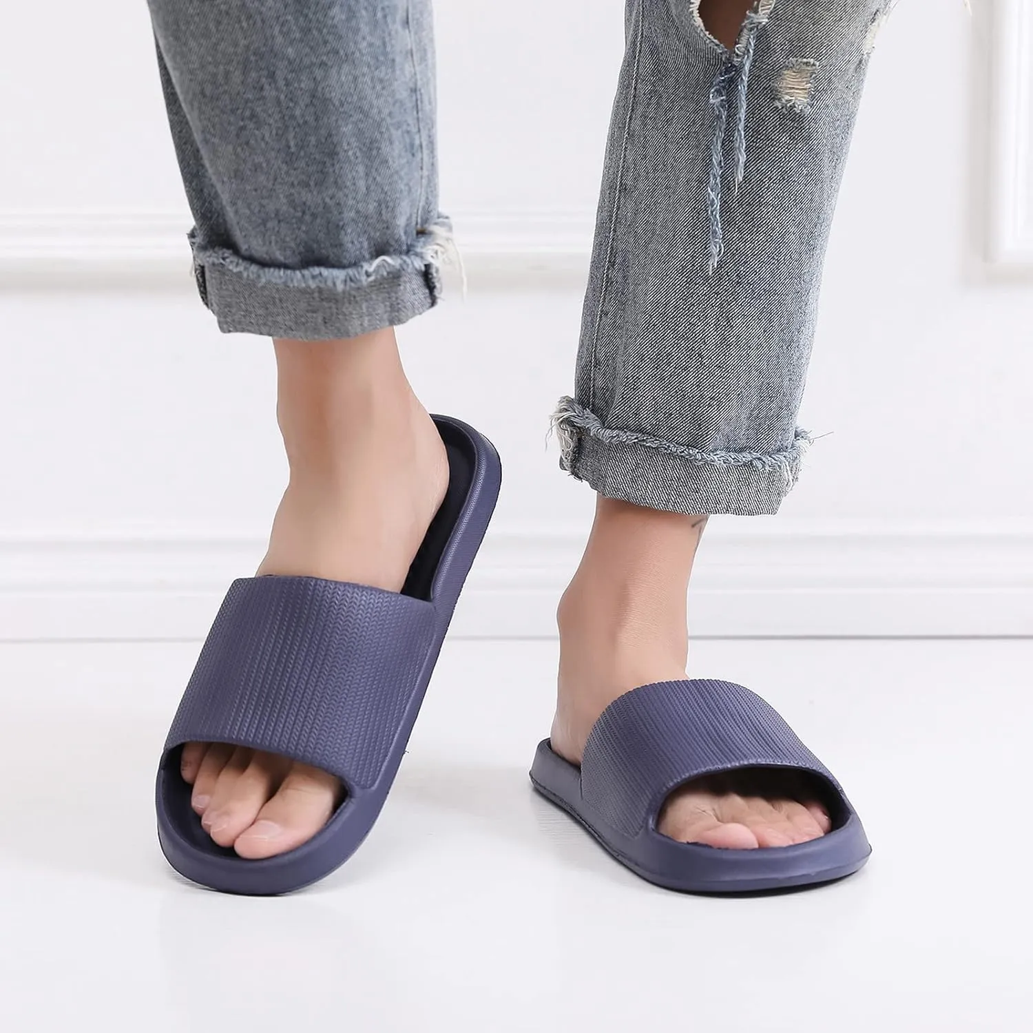 Cloud Slippers for Men Slides for Women Mens Slides Shower Shoes Women Open Toe Pool House Slippers