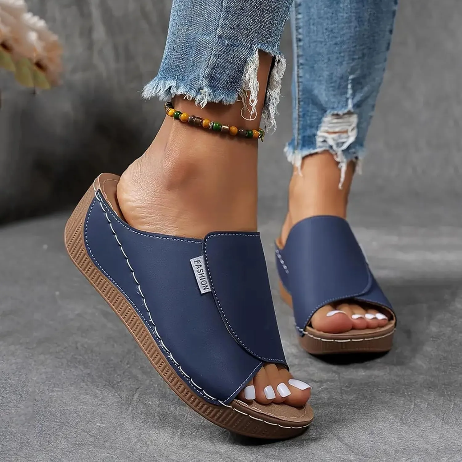 Eduavar Sandals for Women 2025 Casual Comfortable Arch Support Sandals Summer Orthotic Leather Platform Slip on Slippers