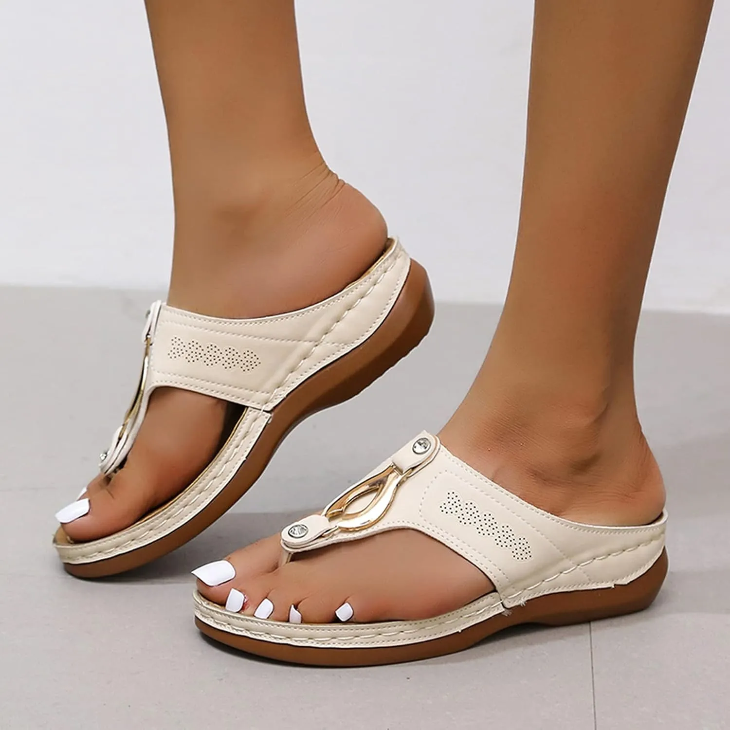 Eduavar Sandals Women Comfortable, Womens Sandals Casual Retro Open Toe Sandals Flip Flops Summer Beach Sandals Slippeprs