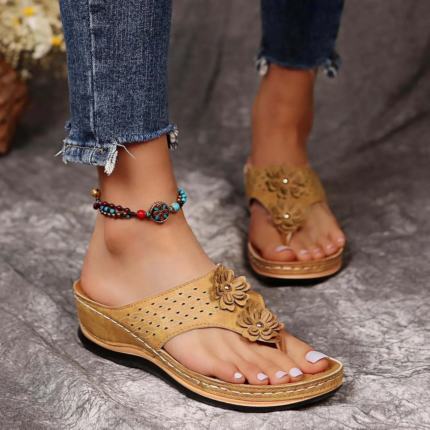Eduavar Wedge Sandals for Women, Womens Sandals Dressy Summer Breathable Flip Flops Summer Beach Sandals Slippers