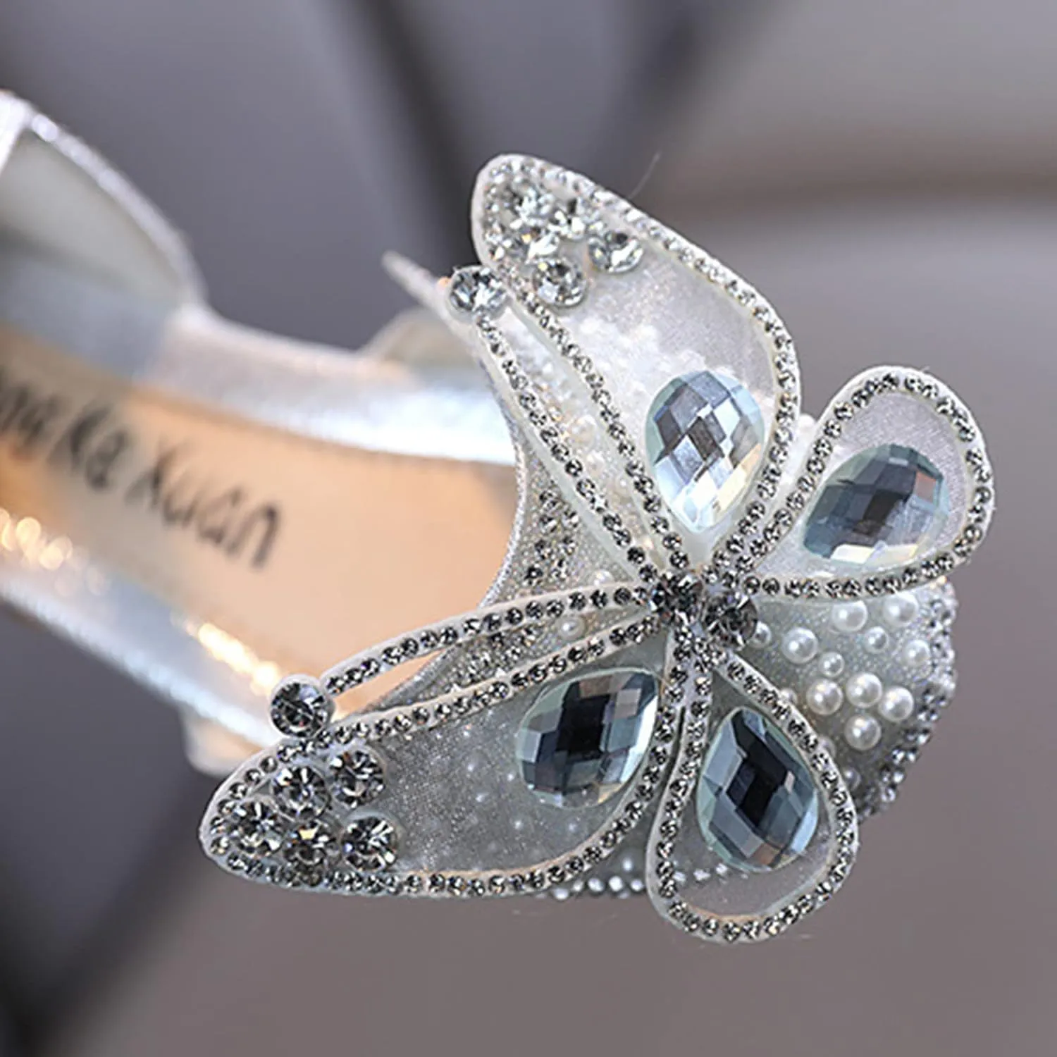 EnJoCho Baby Solid Color Shoes Fashion Spring Summer Girls Dress Dance Show Princess Shoes Pearl Rhinestone Mesh Sandals
