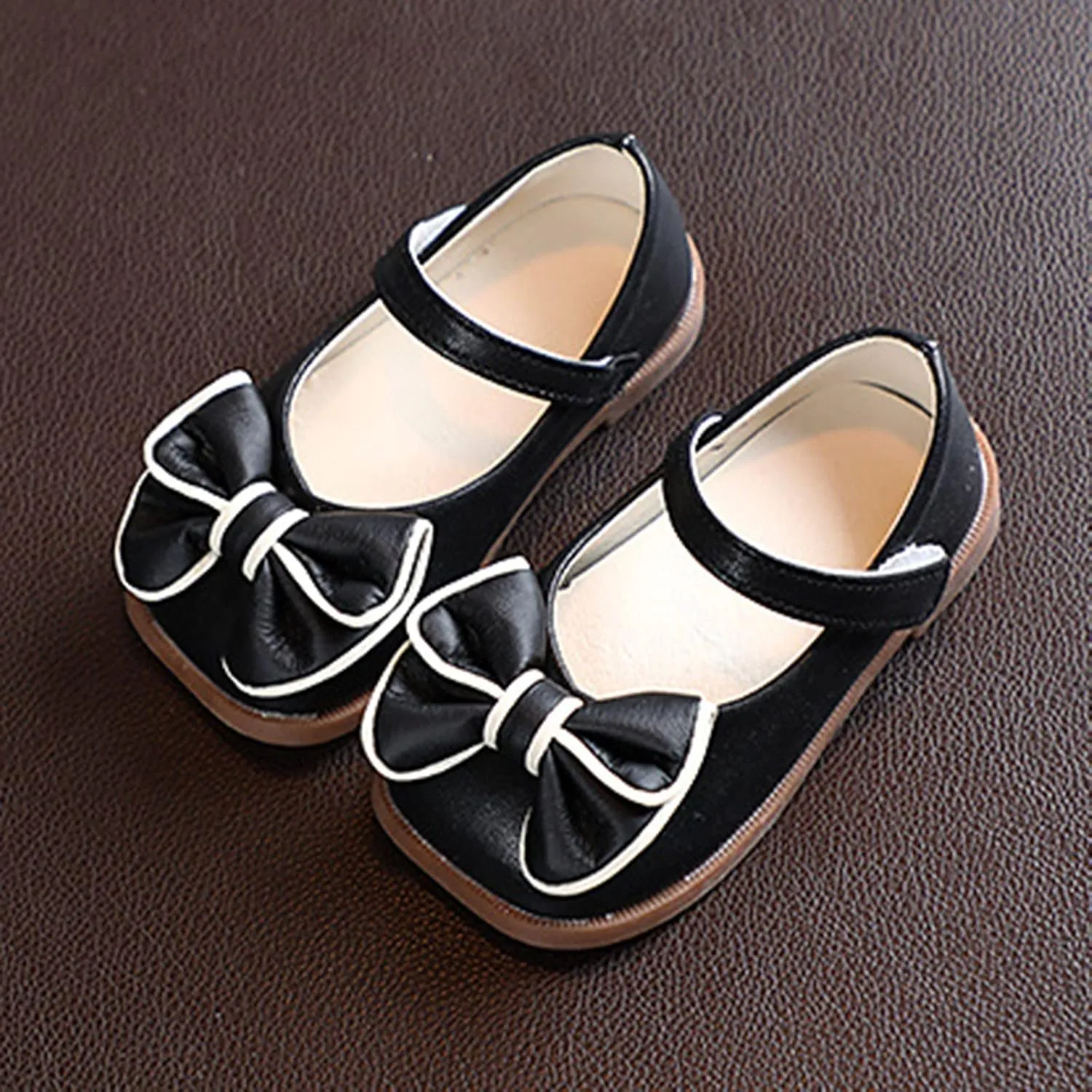 EnJoCho Children Tennis Shoes Girls Sandals Children Shoes Bow Hook Loop Princess Shoes Artificial Leather Dance Shoes (Black, 3.5 Years)
