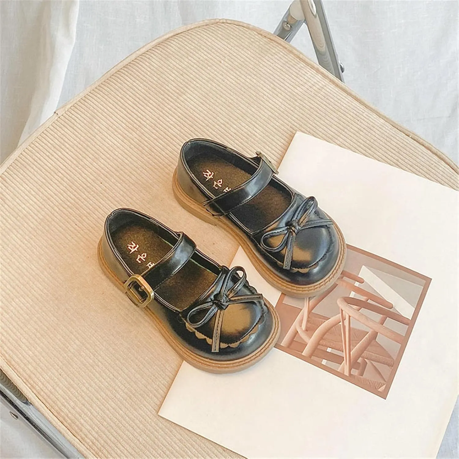 EnJoCho Girls Fashion Shoes Girls Leather Bow Design Soft Round Toe Princess Dress Flat Shoes(Toddler/Little Kid/Big Kids