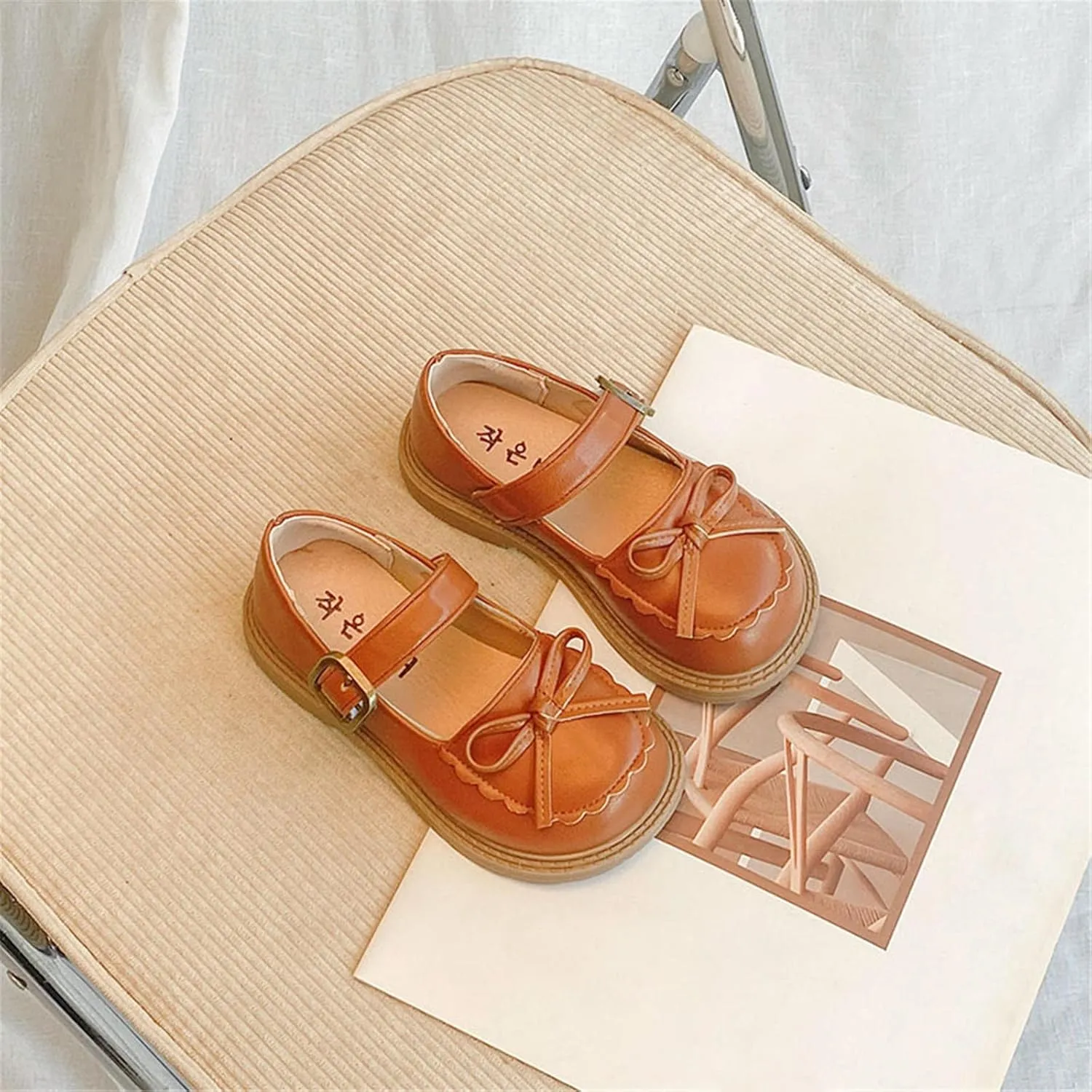 EnJoCho Girls Fashion Shoes Girls Leather Bow Design Soft Round Toe Princess Dress Flat Shoes(Toddler/Little Kid/Big Kids