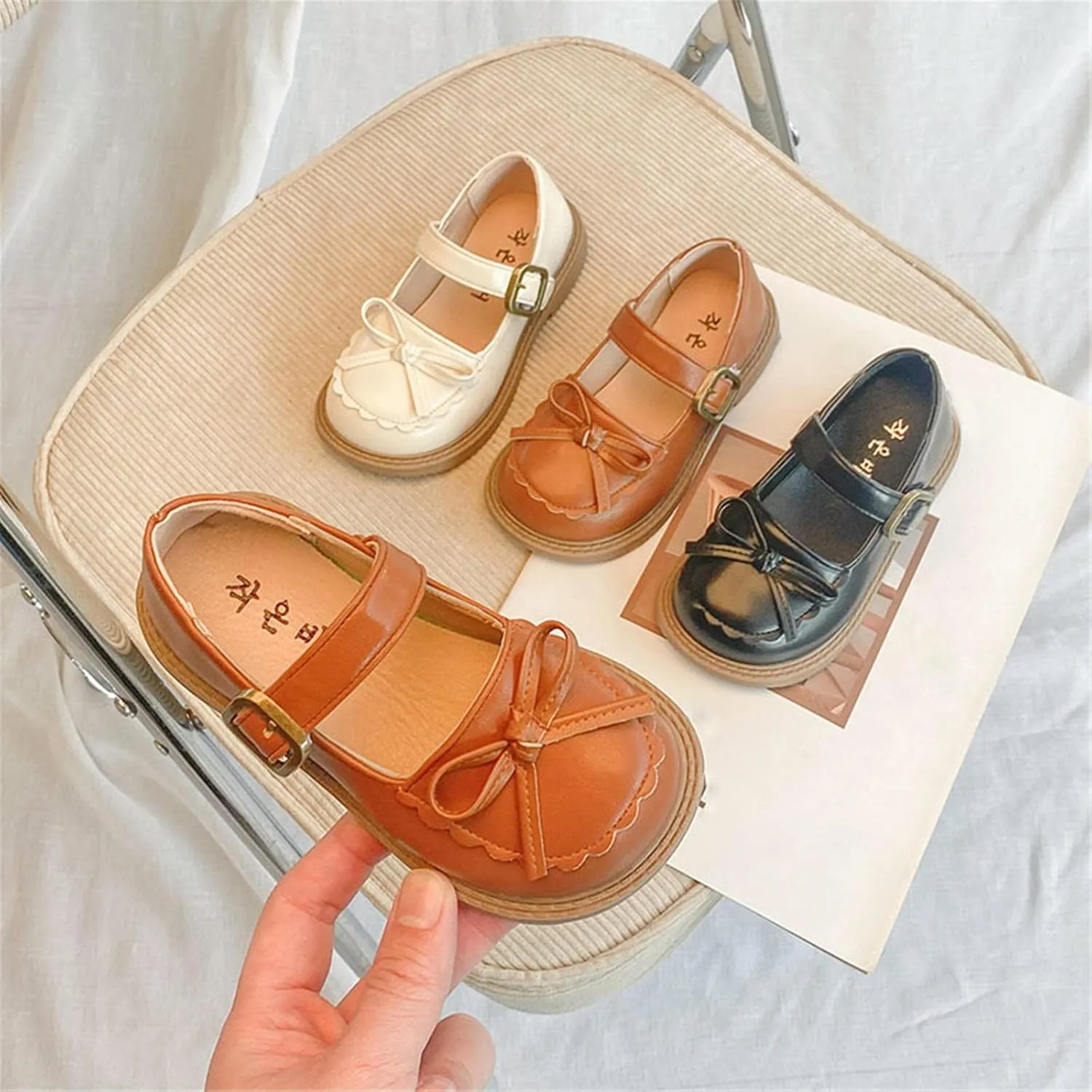 EnJoCho Girls Fashion Shoes Girls Leather Bow Design Soft Round Toe Princess Dress Flat Shoes(Toddler/Little Kid/Big Kids