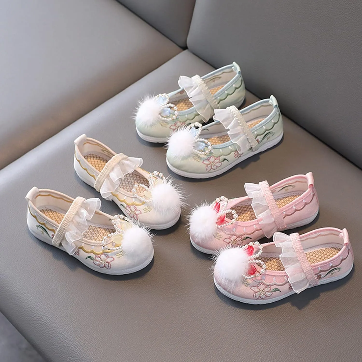 EnJoCho Toddler Comfortable Shoes Girls Flat Bottomed Embroidered Sandals Fashionable Antique Children Performance Shoes