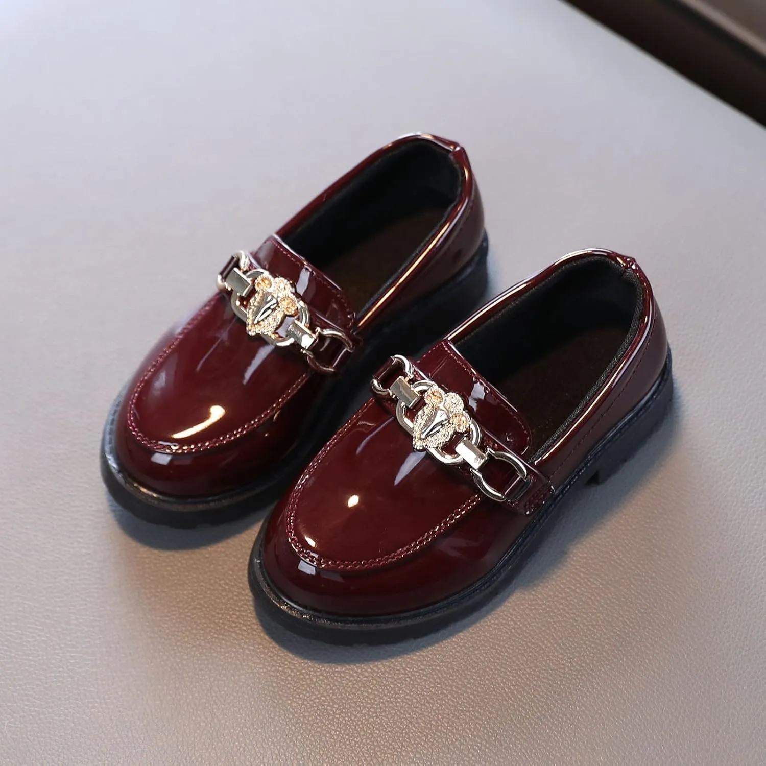 EnJoCho Toddler Single Shoes Girls Slip On Leather Shoes Loafer Rhinestone Decoration Flats School Dress Shoes for Children