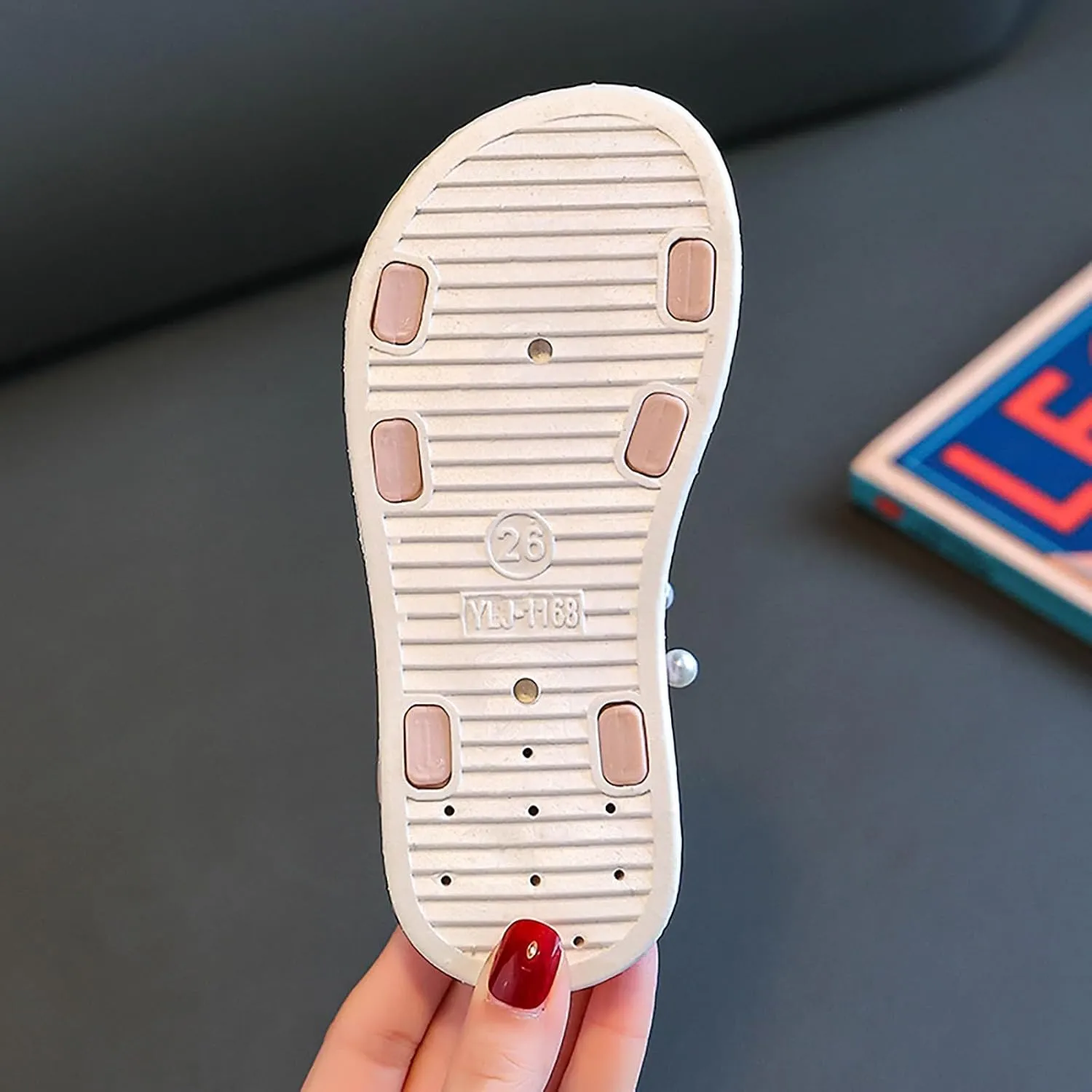Flat Sandals Summer Shoes for Kids Big Kids Children Shoes Fashion Flower Thick Soled Sandals Soft Sole Comfortable Princess