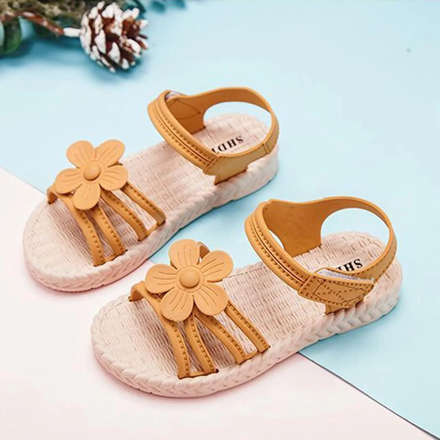 Girls Flower Flat Foam Sandals Soft Rubber Summer Wide Shoes Baby Toddler Kids Girl Slip On Comfy Trendy Open Toe Shoes