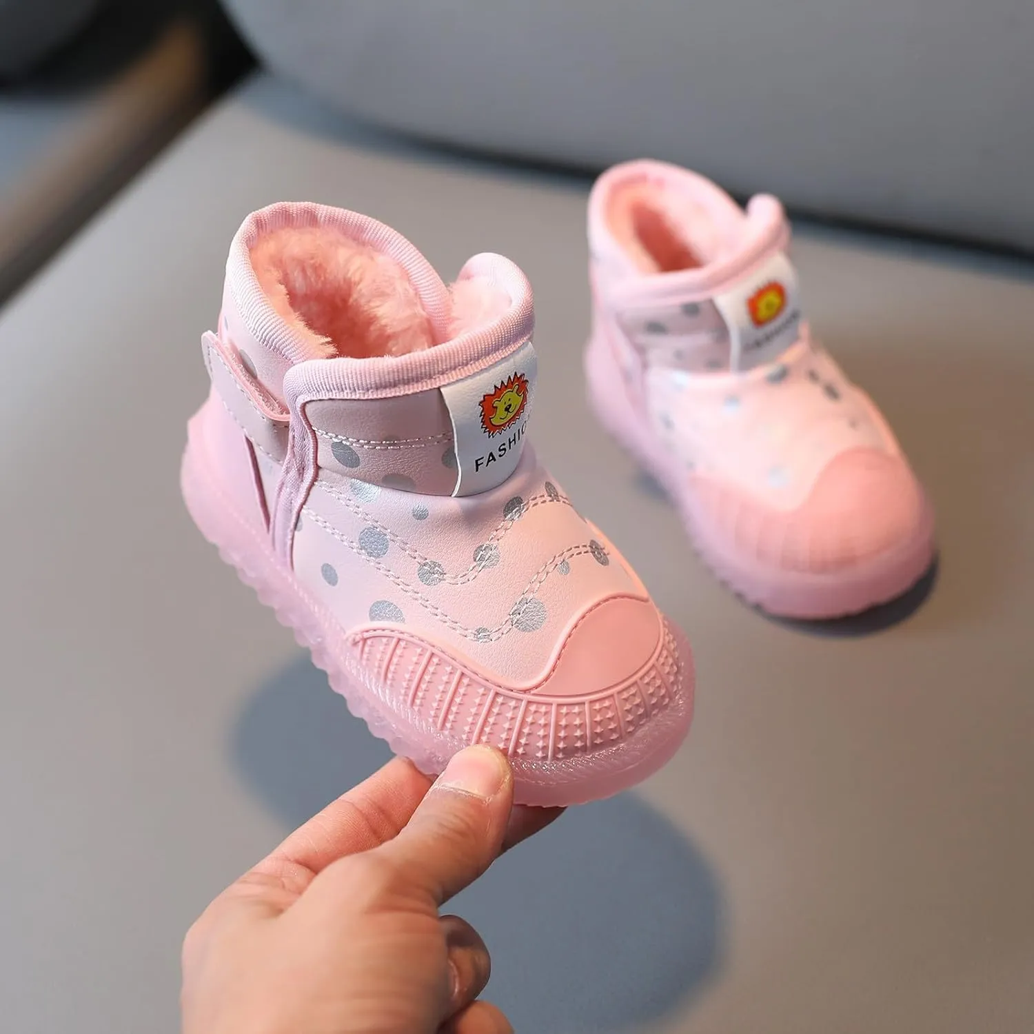 High Top Light Up Toddler Sneakers Boys Girls Cotton Plush Warm Trainer Fashion Cute Anti Slip Casual Sport Shoes