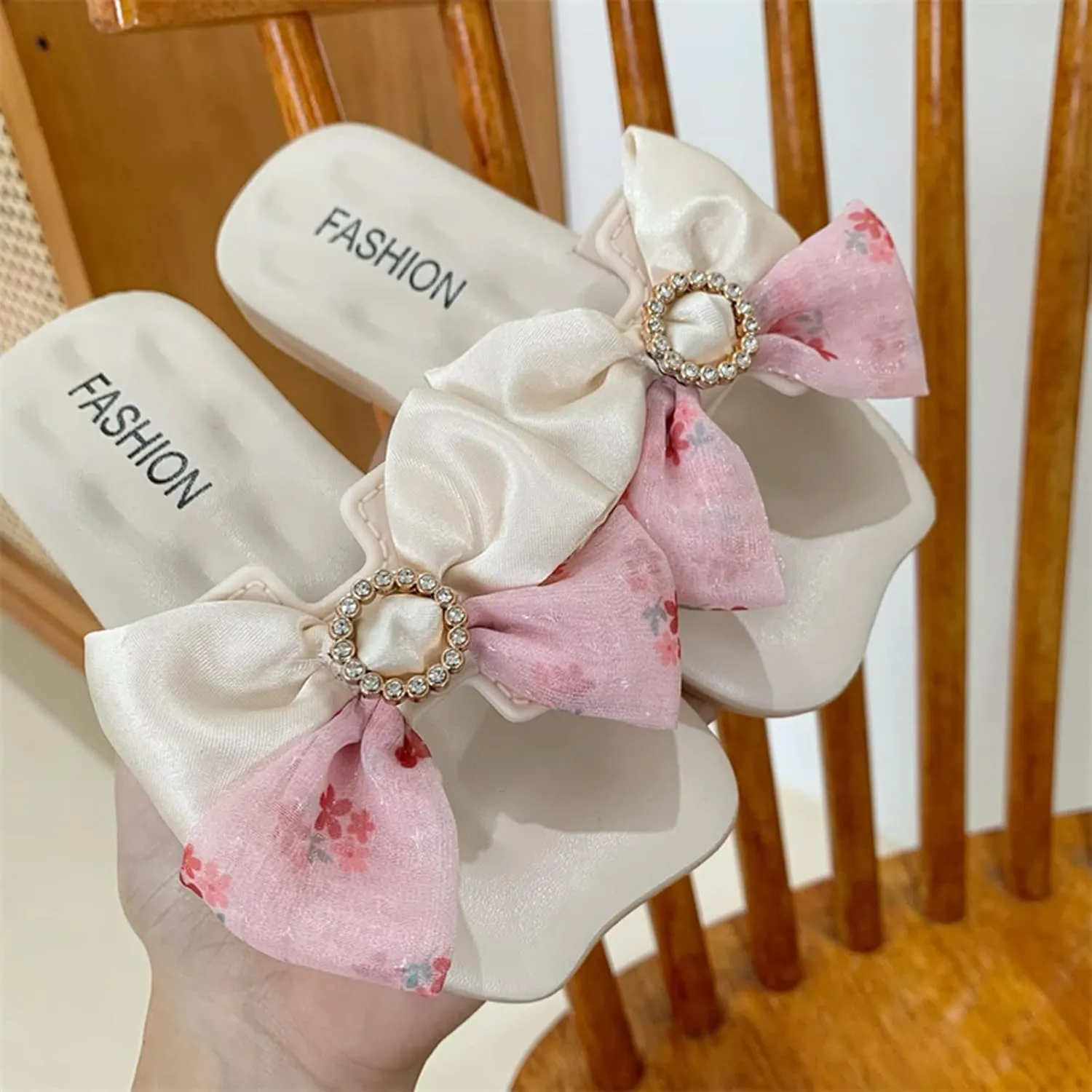 Kids Girls Wedding 𝗣a𝐫𝐭y Slippers Square Head Open Toe Flat with Sparkling Bow Satin Bow Sparkling Slippers