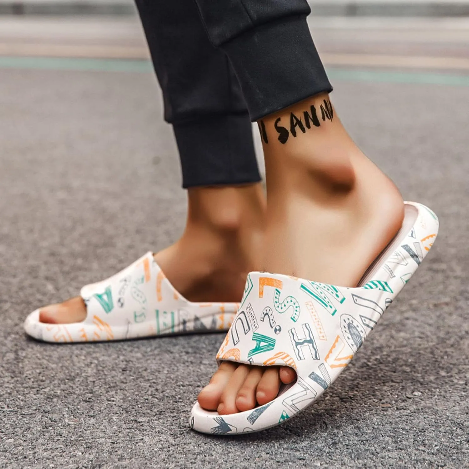 Lightweight Memory Foam Slides for Women Non Slip Quick Drying Shower Slide Beach Sandals Women's Slides