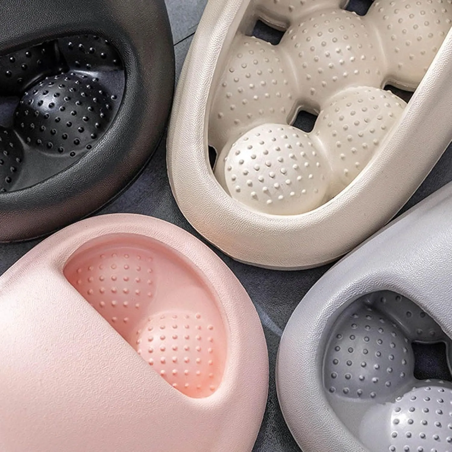 Lightweight Pillow Slippers for Women Indoor Home Beach Non Slip Sandal Beach Sandals Women's Flat Slippers