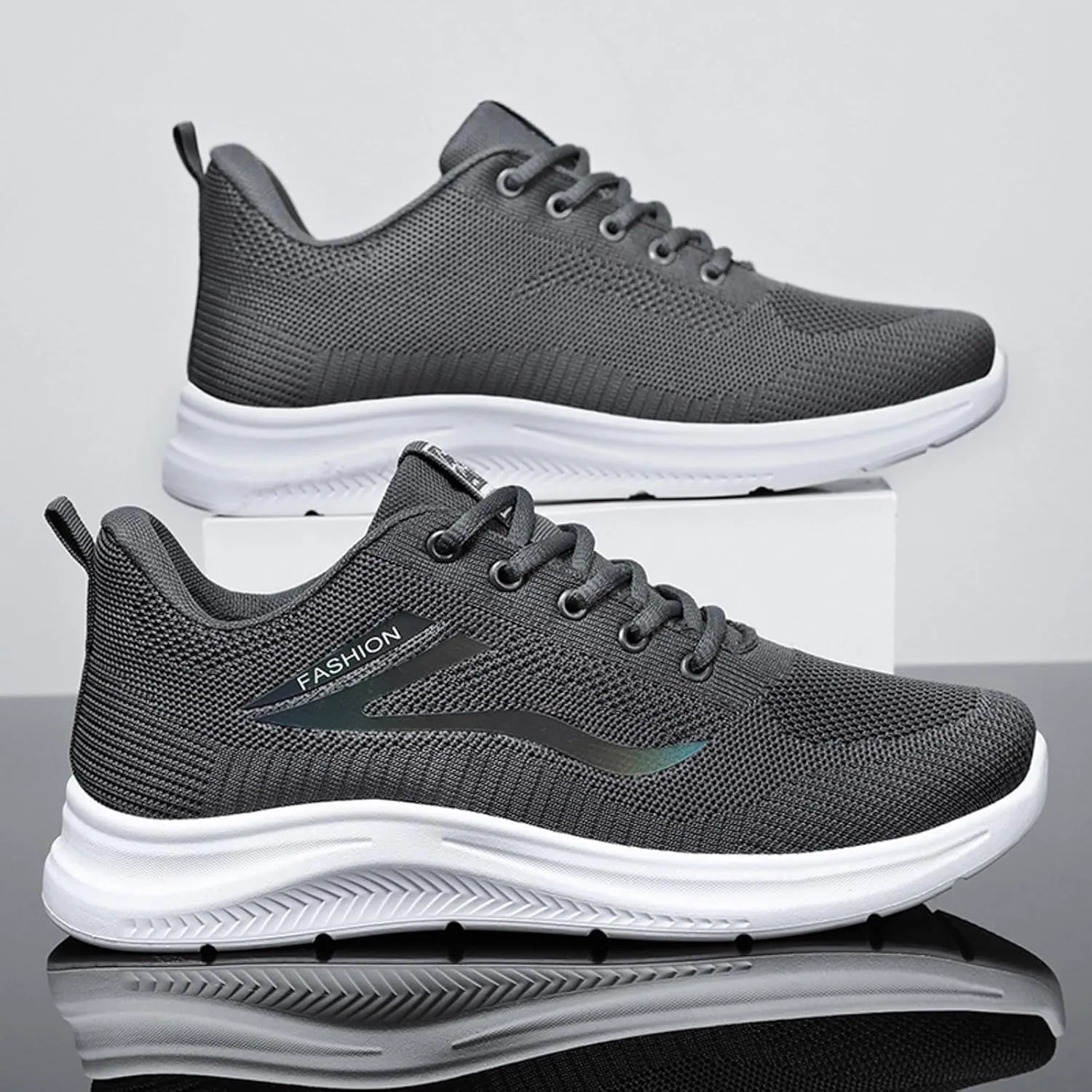 Men's Non Slip Barefoot Minimalist Shoes Lightweight Breathable Slip On Running Shoe Non Slip Barefoot Sneaker