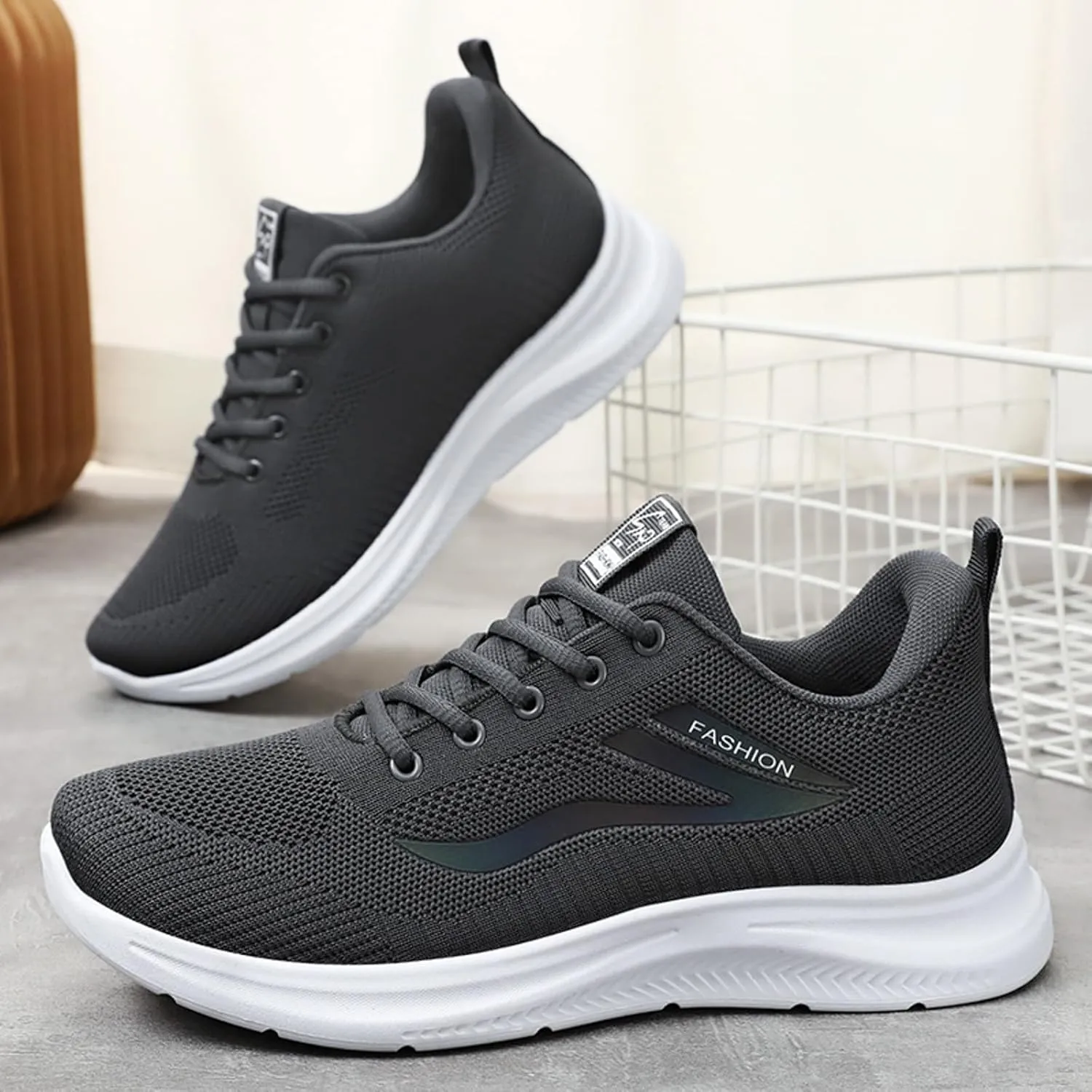 Men's Non Slip Barefoot Minimalist Shoes Lightweight Breathable Slip On Running Shoe Non Slip Barefoot Sneaker