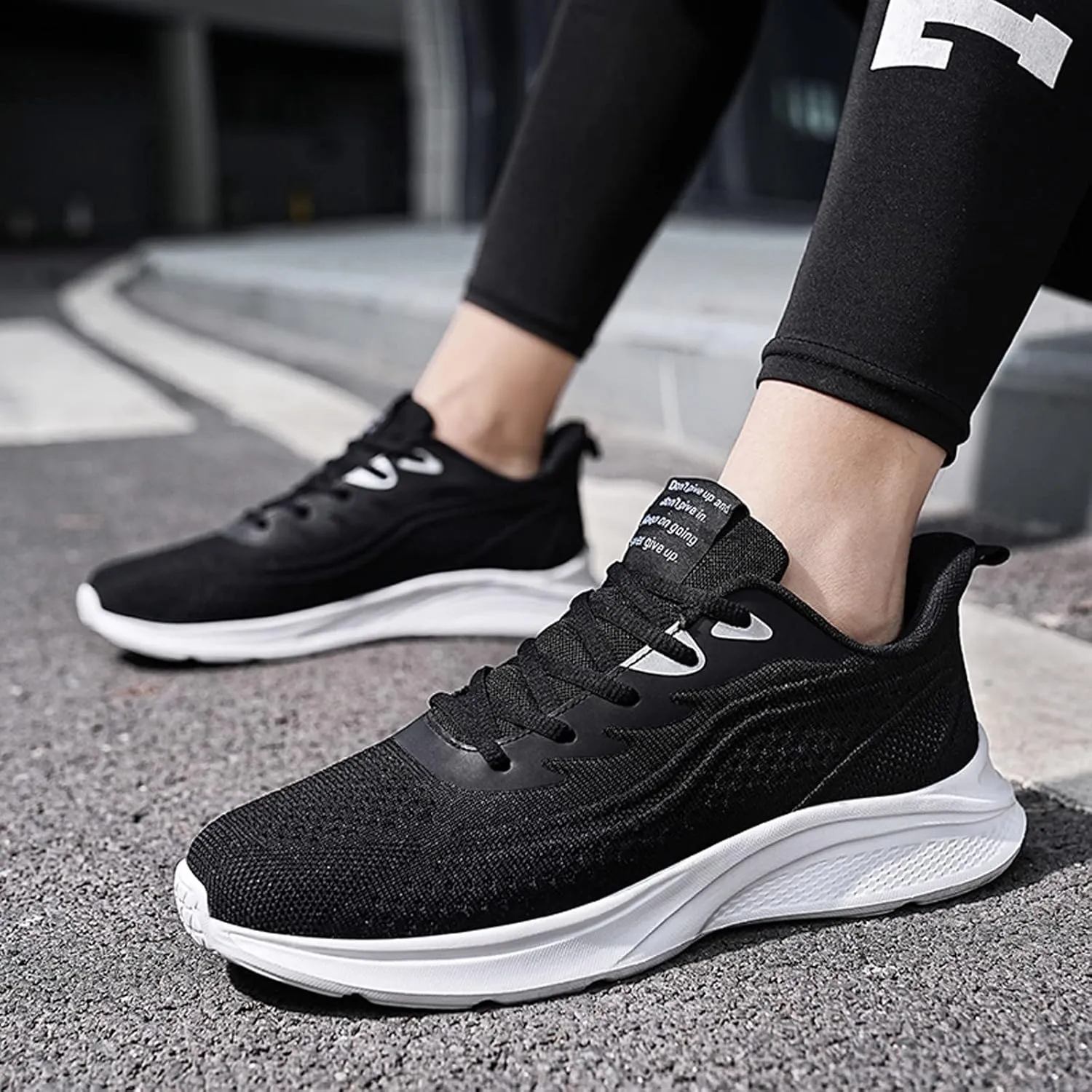 Men's Orthopedic Comfortable Lace Up Shoes Lightweight Breathable Walking Shoe Gym Tennis Men's Recovery Shoes