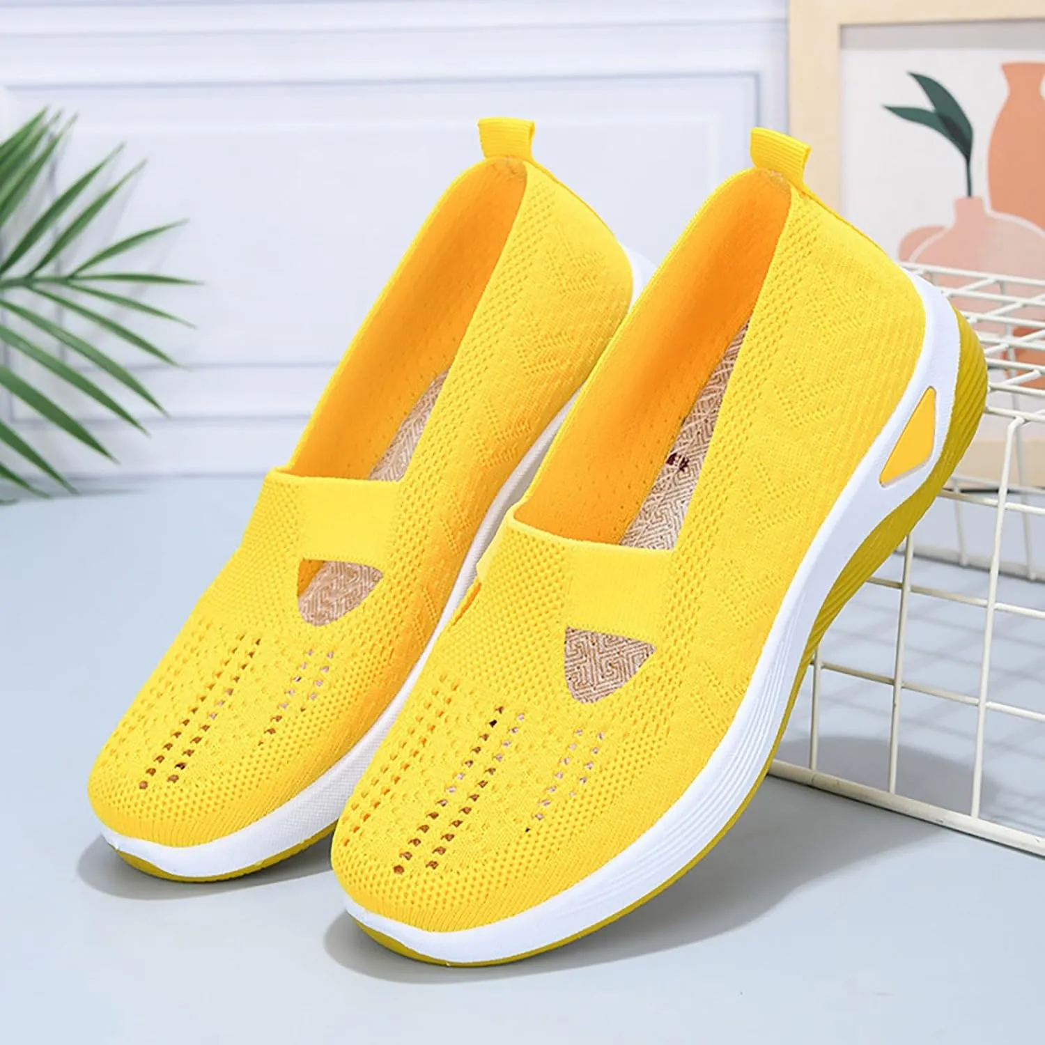 Mens Shoes Slip On Women's Sneakers Mens Loafers Casual Slip On Lightweight Cute Round Toe Christmas Running Shoes Women Loafers for Women Casual