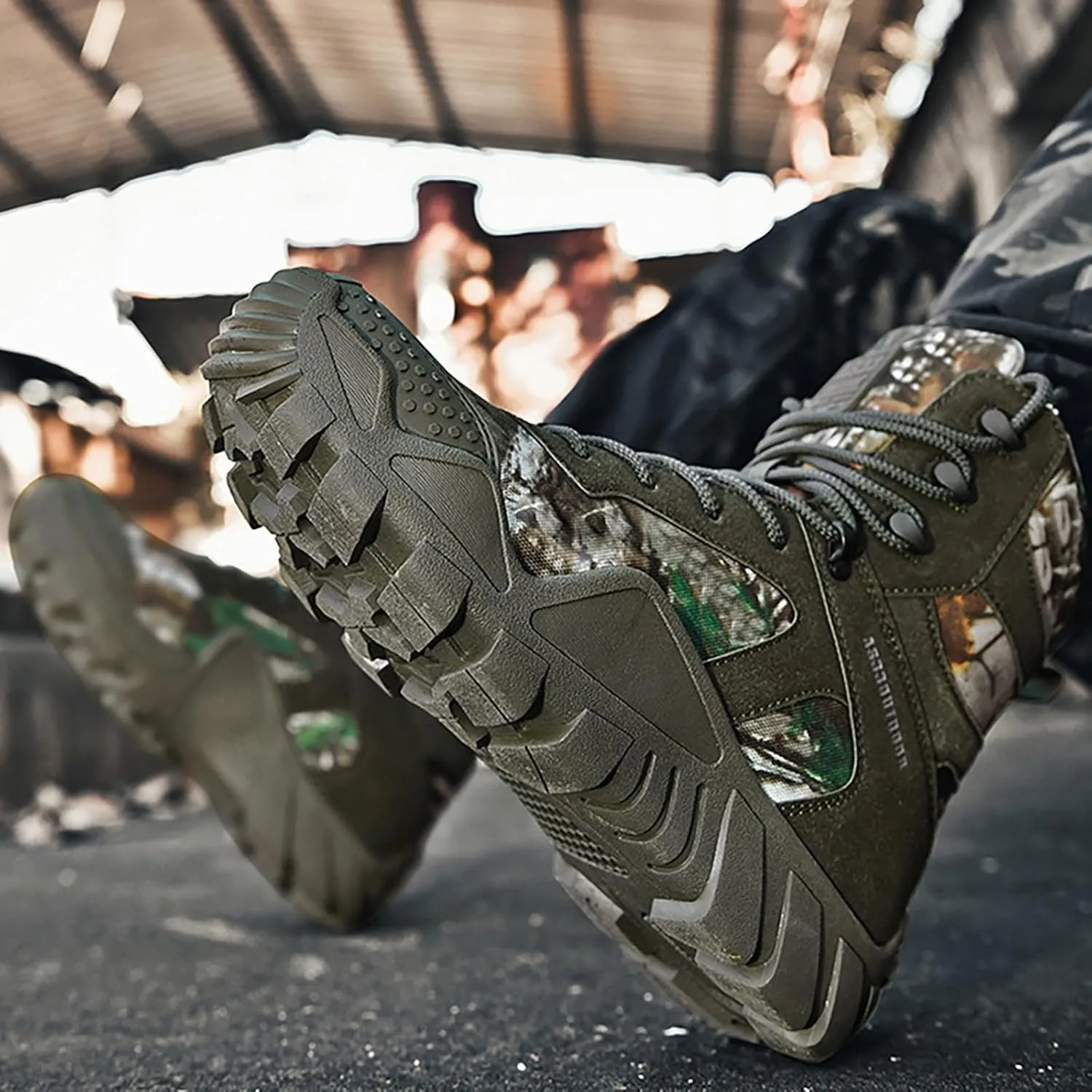 Mens Waterproof Hiking Boots Military Tactical Boots Combat Boots Breathable Police Patrol Boots Army Boots