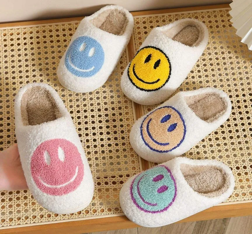 Sierlos Cute Kids' Plush Preppy Slippers - Happy Face Soft Memory Foam Fuzzy Slip-Ons for Indoor/Outdoor Use