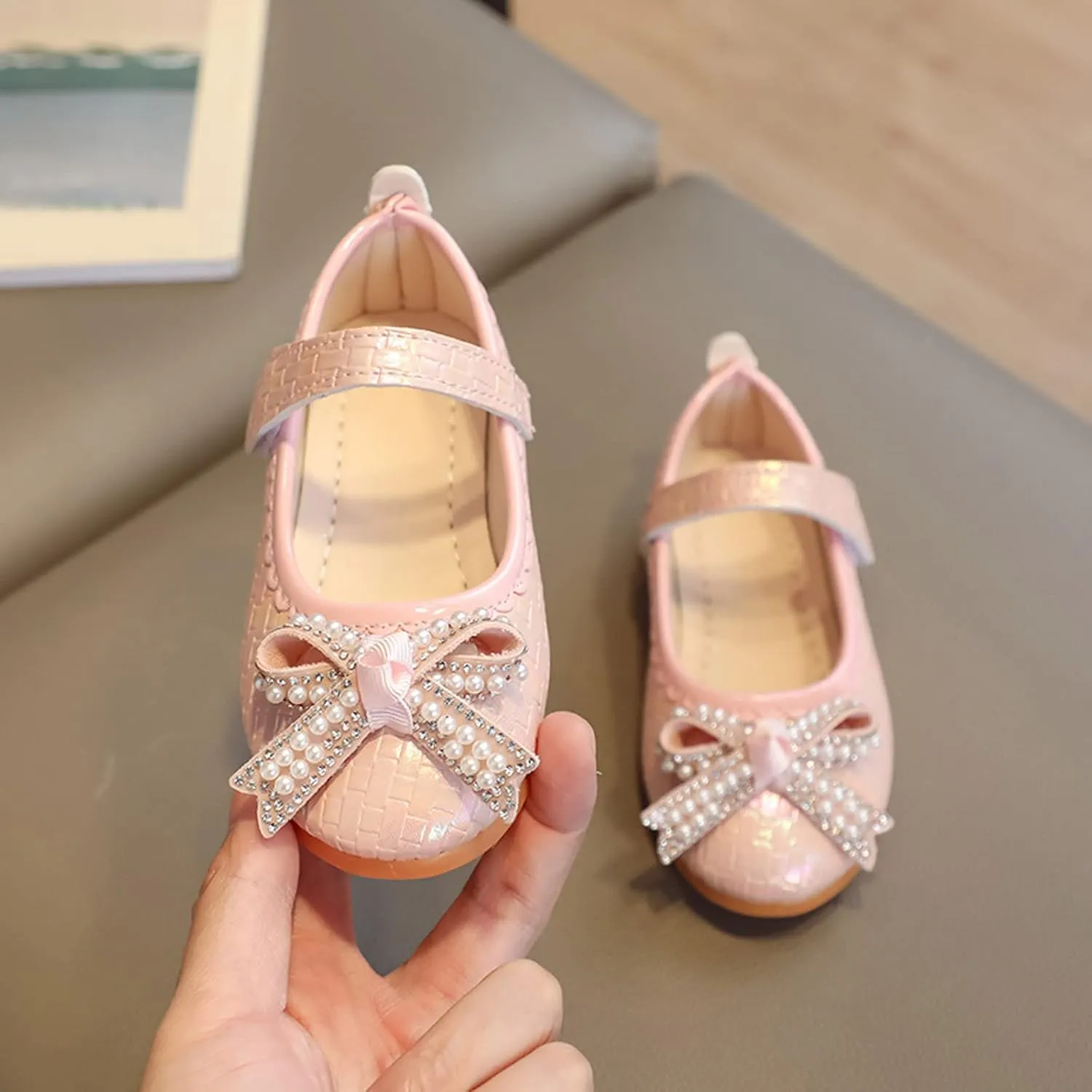 Toddler Cute Shoes Fashion Summer Children Girl Casual Shoes Flat Bottom Lightweight Water Diamond Pearl Belt
