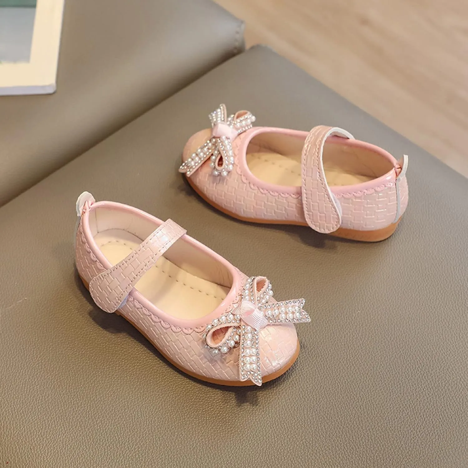 Toddler Cute Shoes Fashion Summer Children Girl Casual Shoes Flat Bottom Lightweight Water Diamond Pearl Belt