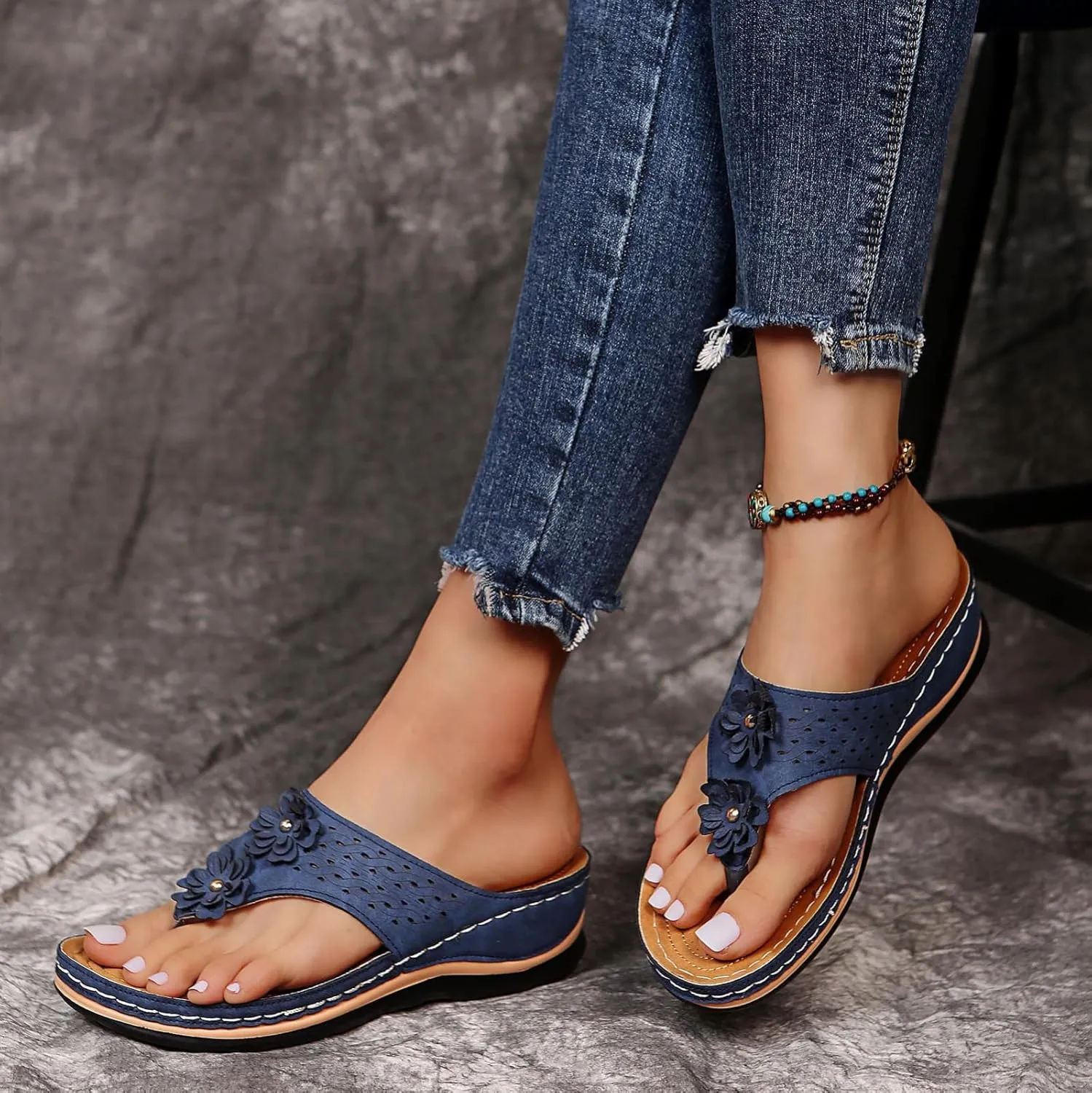 Walking Sandals Women, Women's T-Strap Sandals Vintage Boho Flat Sandals Dress Shoes Outdoor Beach Flip Flops