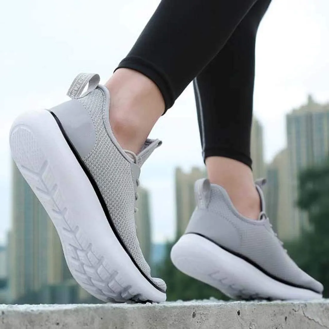 WENJHEN Man Trainer Casual Running Shoes Breathable Netting Sneakers