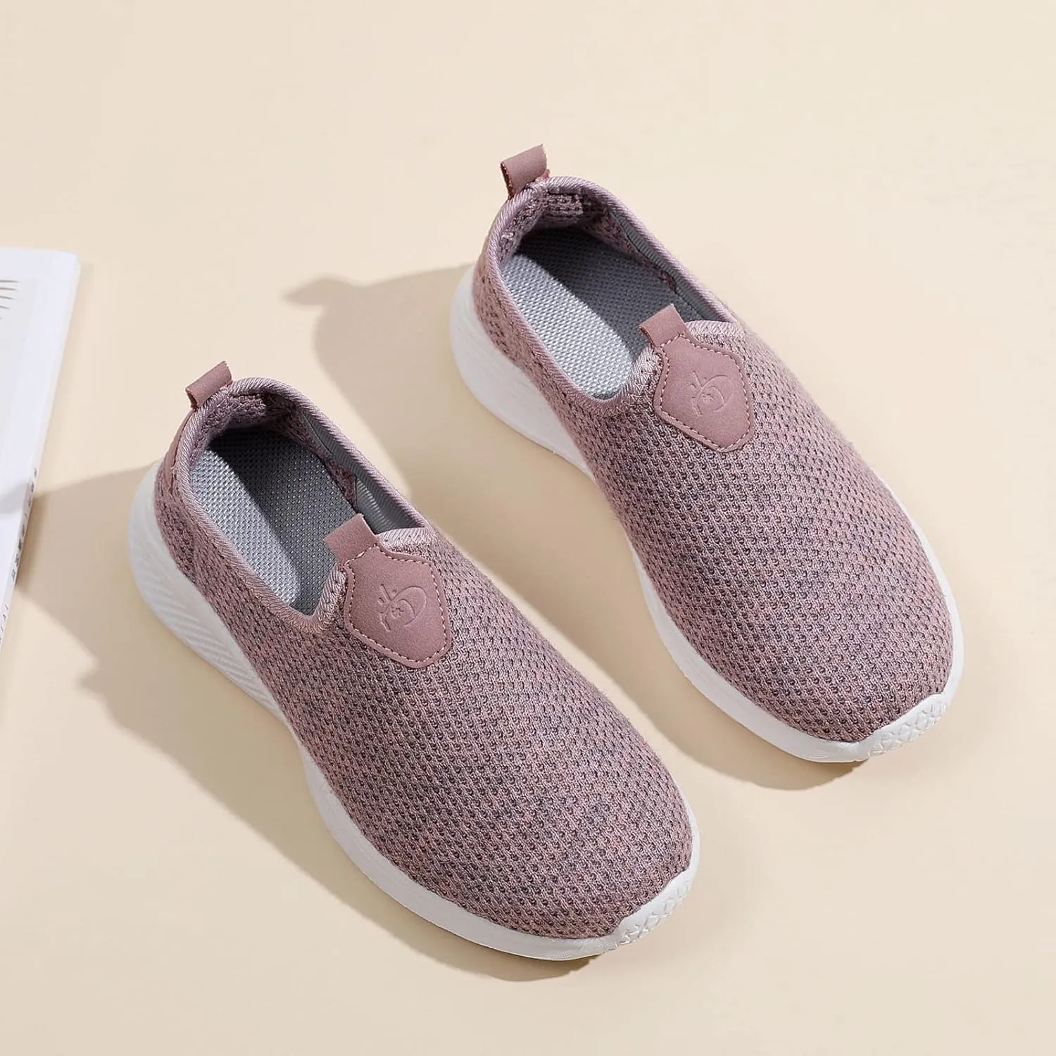 Womens Canvas Slip On Sneakers Casual Walking Shoes Lightweight Comfortable Flats Non Slip Elastic Loafers