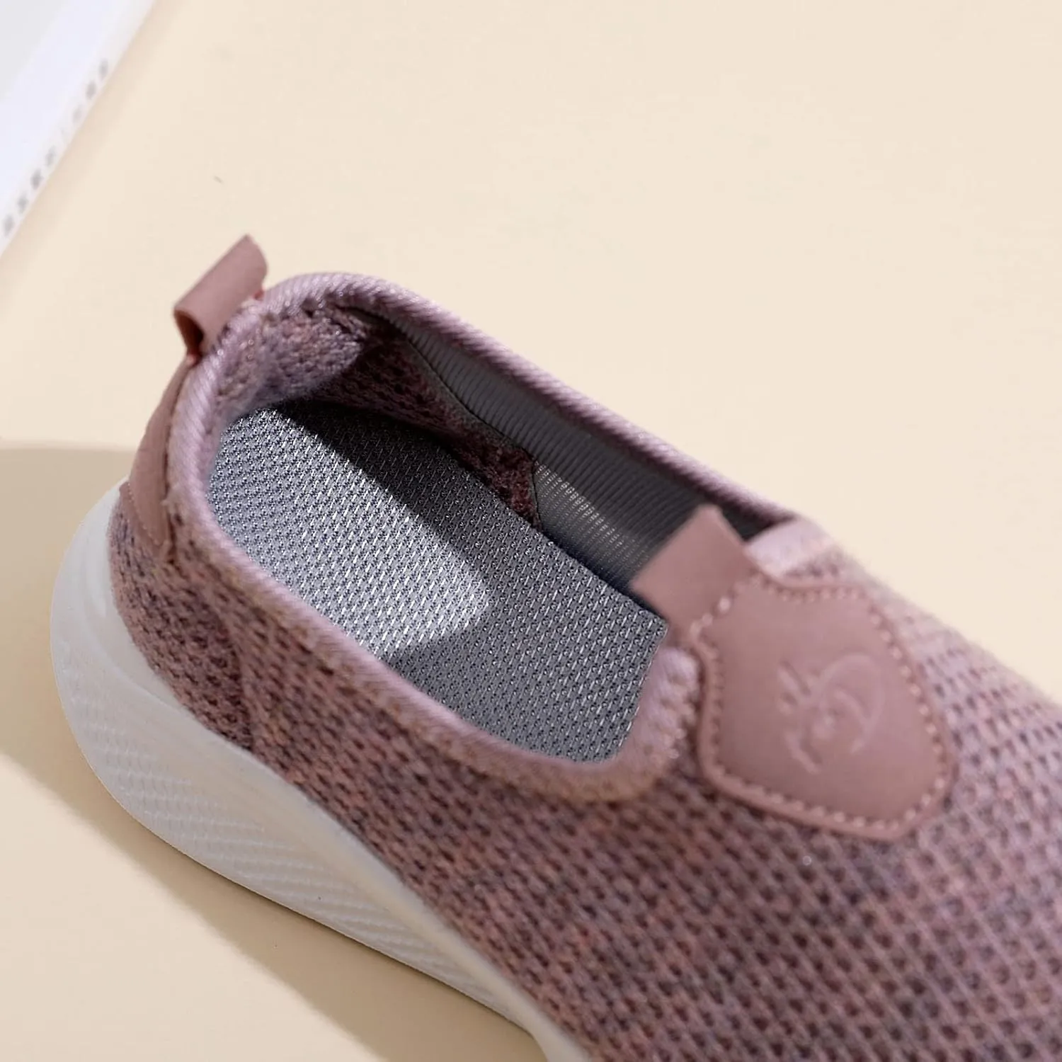 Womens Canvas Slip On Sneakers Casual Walking Shoes Lightweight Comfortable Flats Non Slip Elastic Loafers