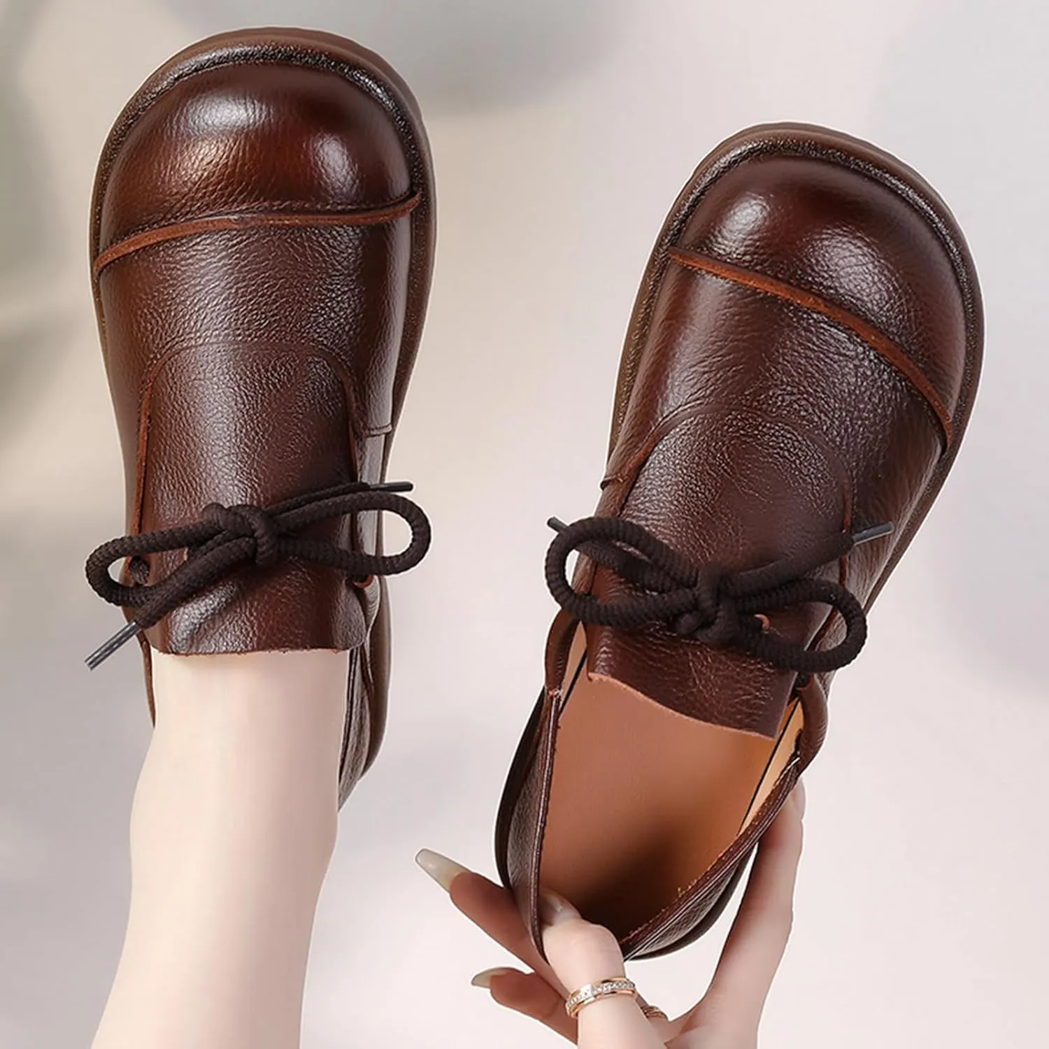 Women's Genuine Leather Slip-Ons Loafers Classic Wide Round Toe Soft Bottom Business Office Formal Loafers Lightweight Non-Slip Nurse Mom Walking Shoes