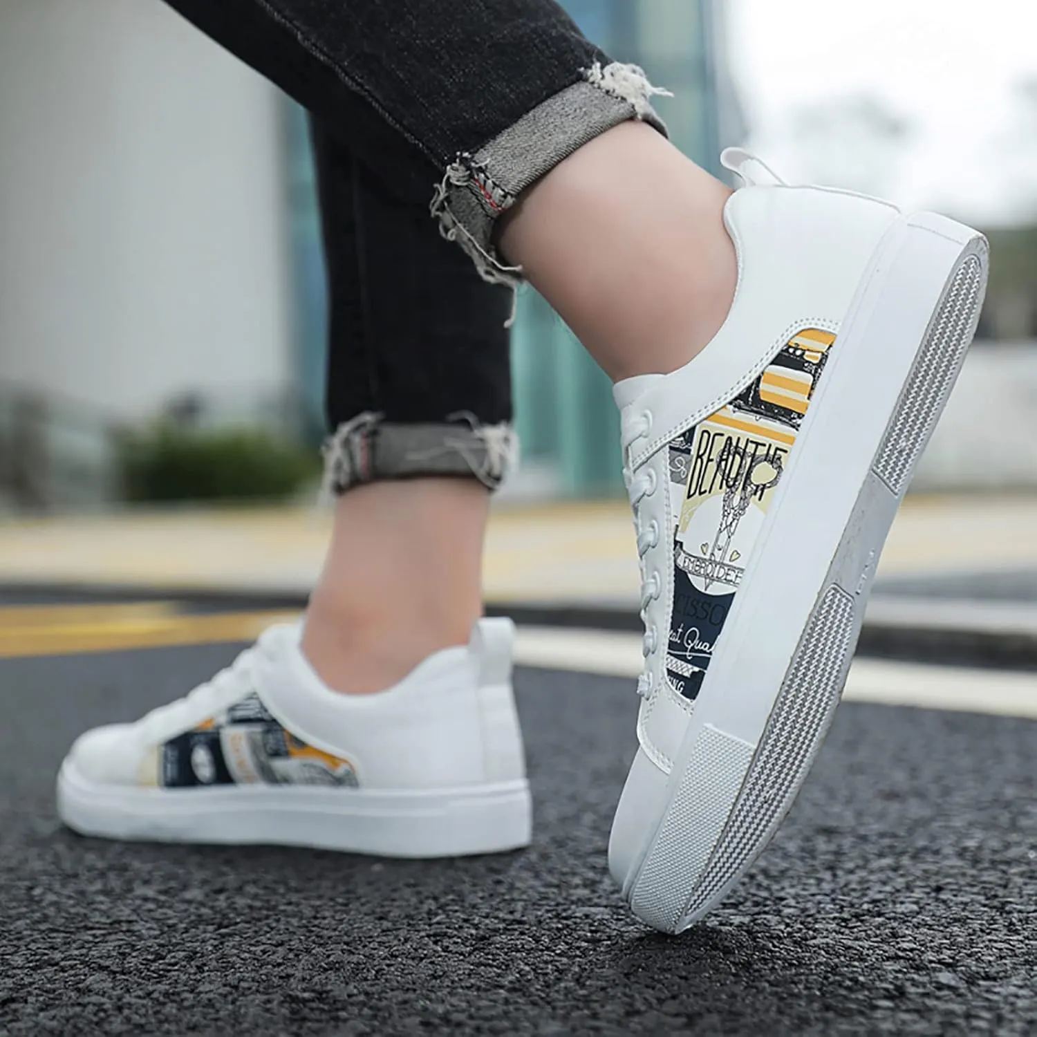 Women's L𝐨w Heel Casual Shoes Soft Sole Slip On Loafers Breathable Wide Width Orthopedic Sneakers Comfortable Lightweight Work Shoes