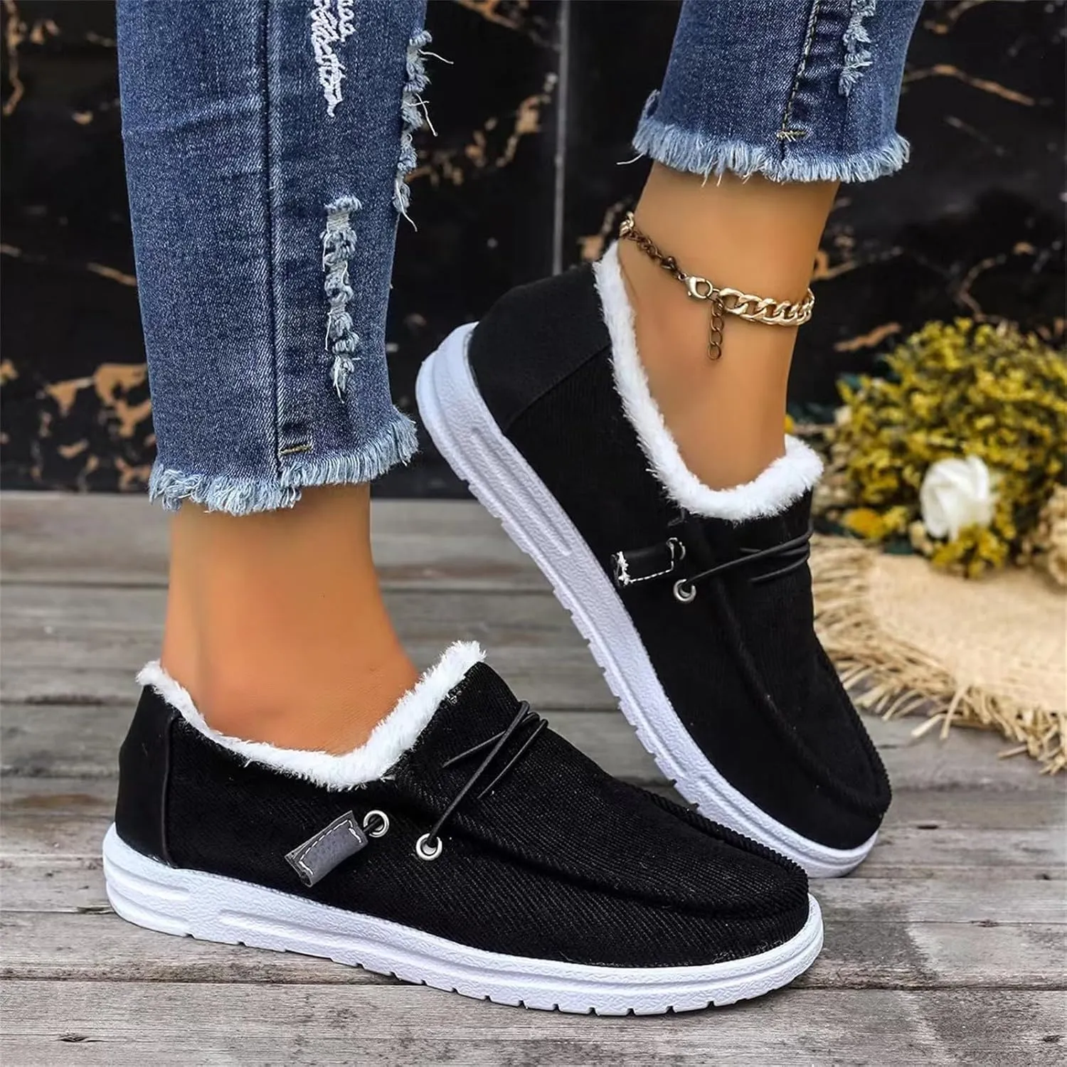 Womens Shoes Fall 2024Womens White Sneakers Mens Loafers Casual Slip On Solid Color Comfy Casual Christmas Shoes for Women Athletic Comfortable Dressy Slip on